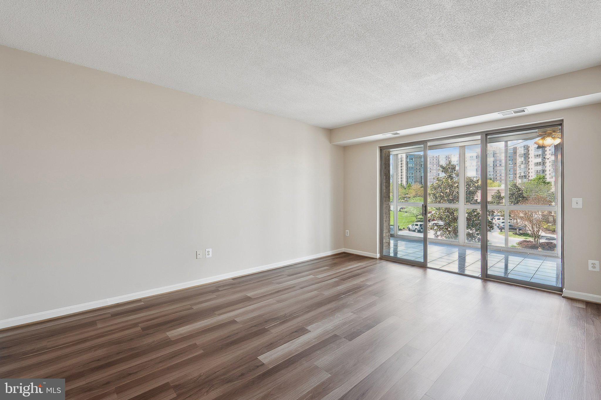 19370 MAGNOLIA GROVE SQUARE 208