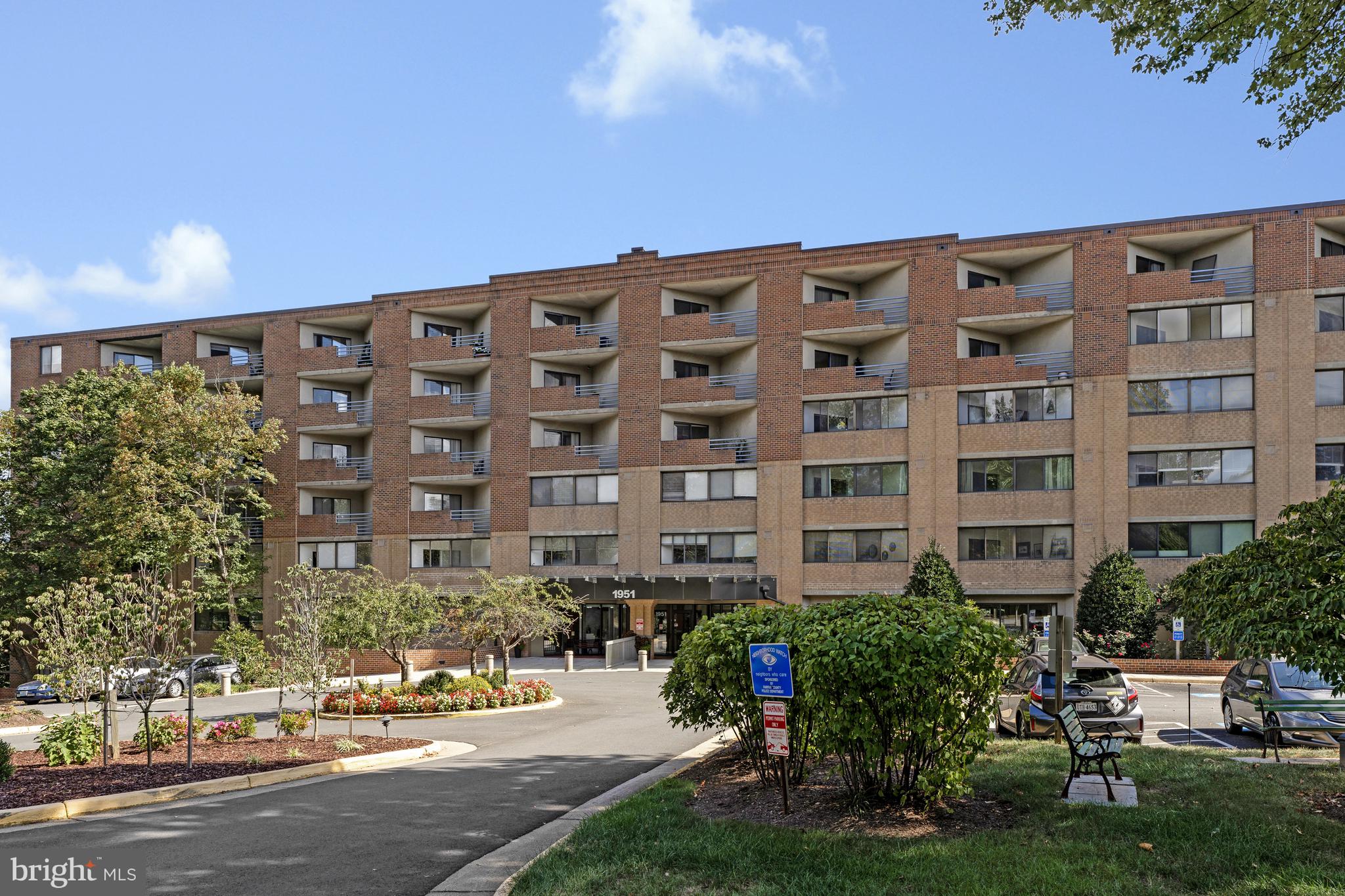 1951 SAGEWOOD LANE 226