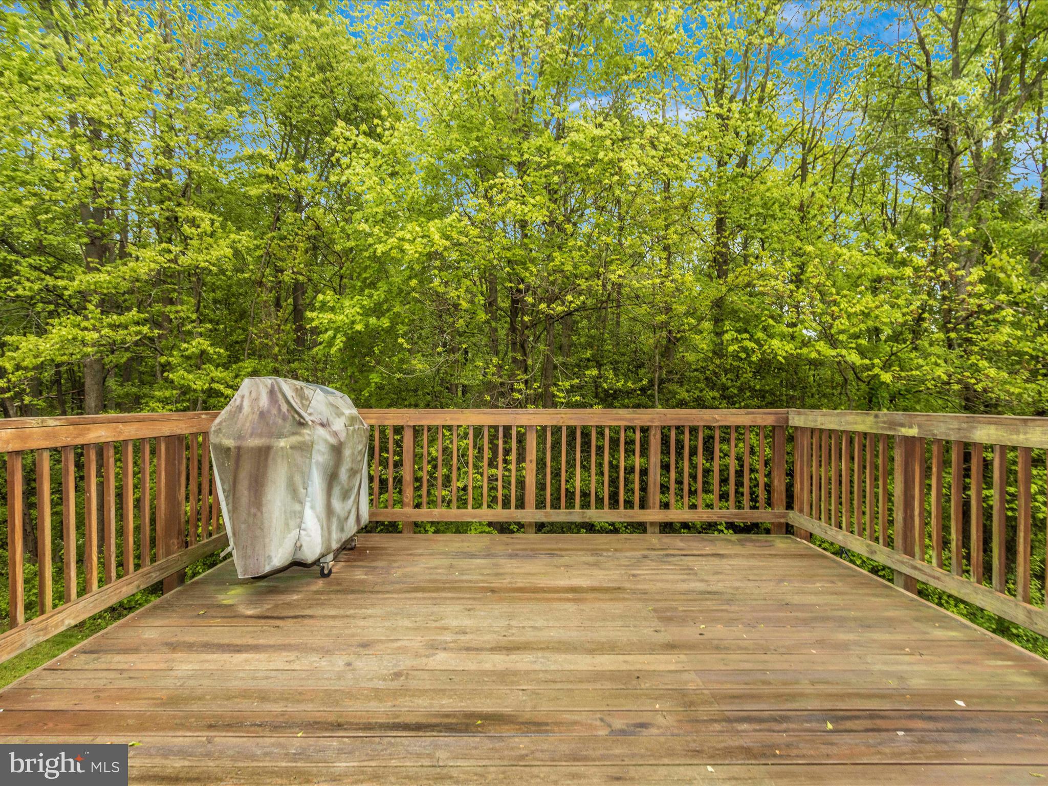 SEVEN OAKS - Residential