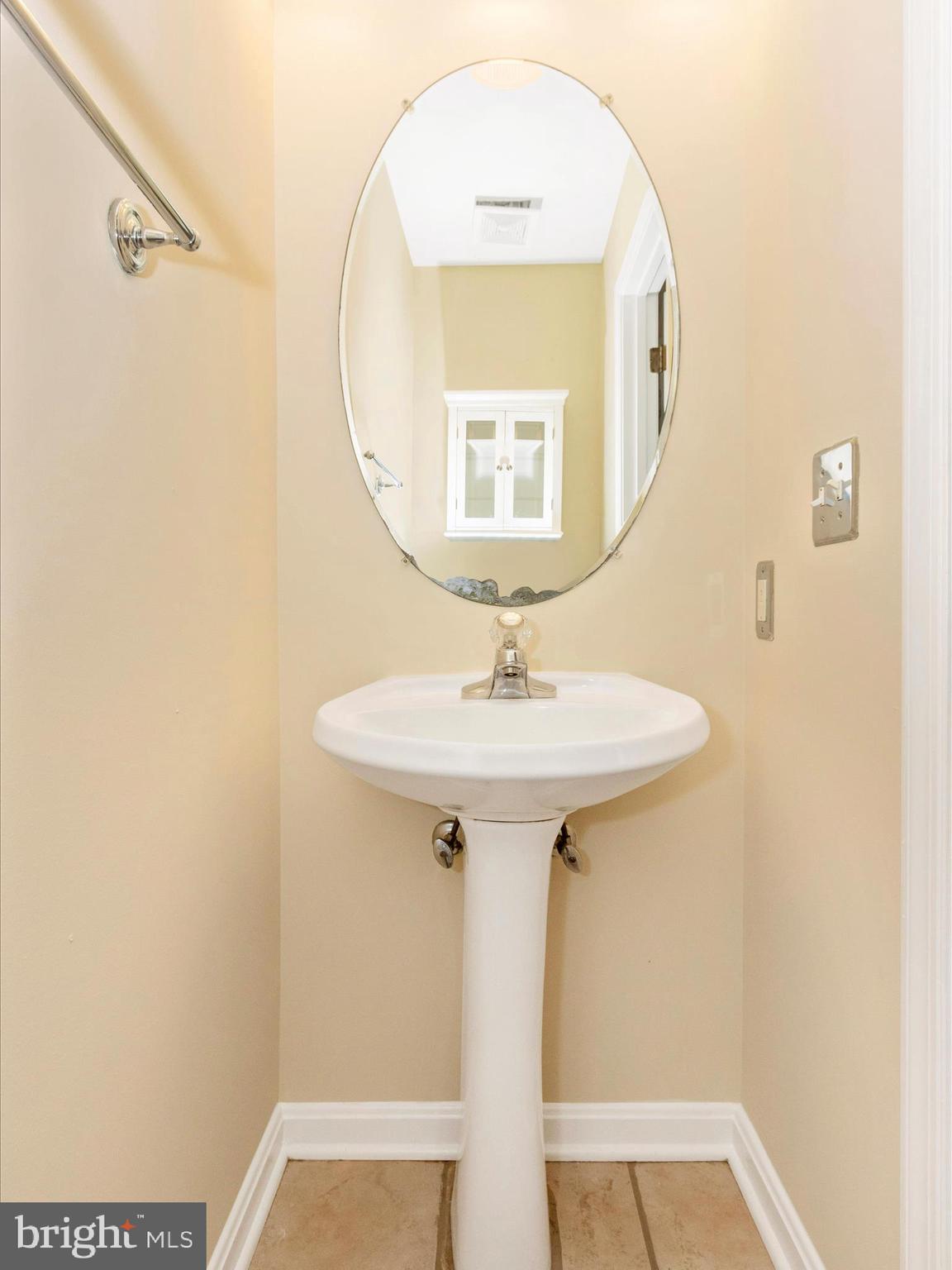 SEVEN OAKS - Residential