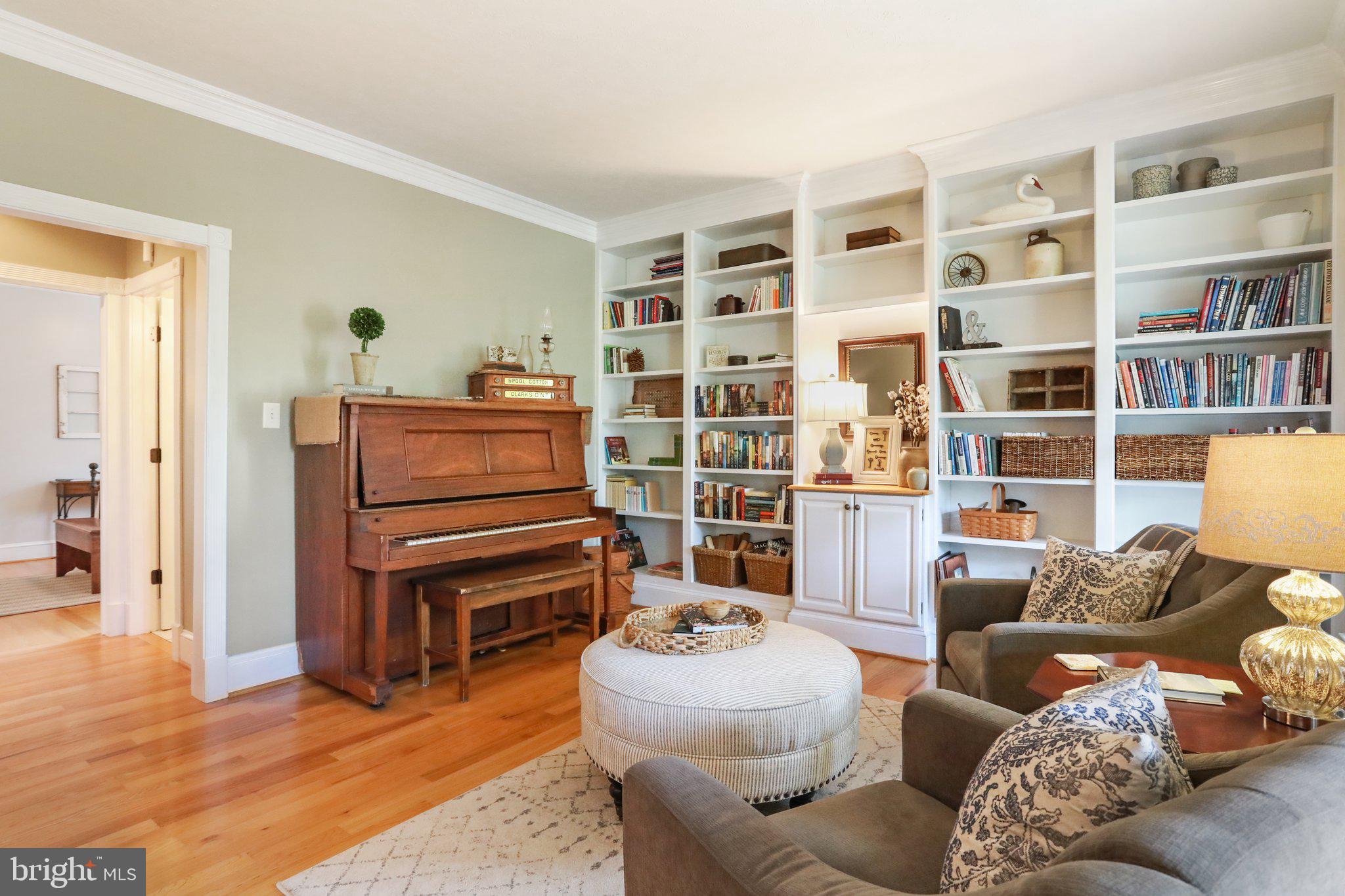 CORNERSTONE - Residential