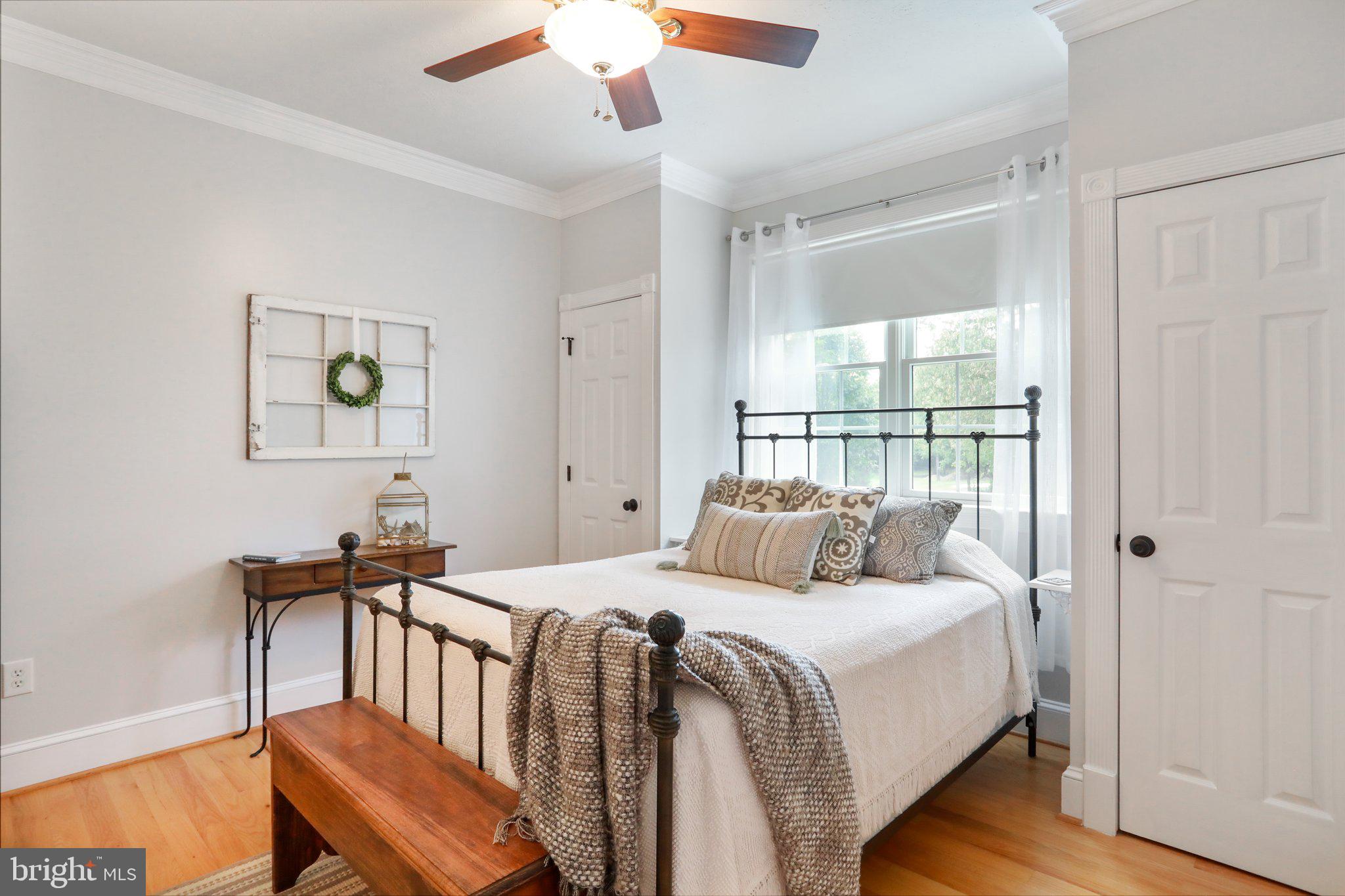 CORNERSTONE - Residential