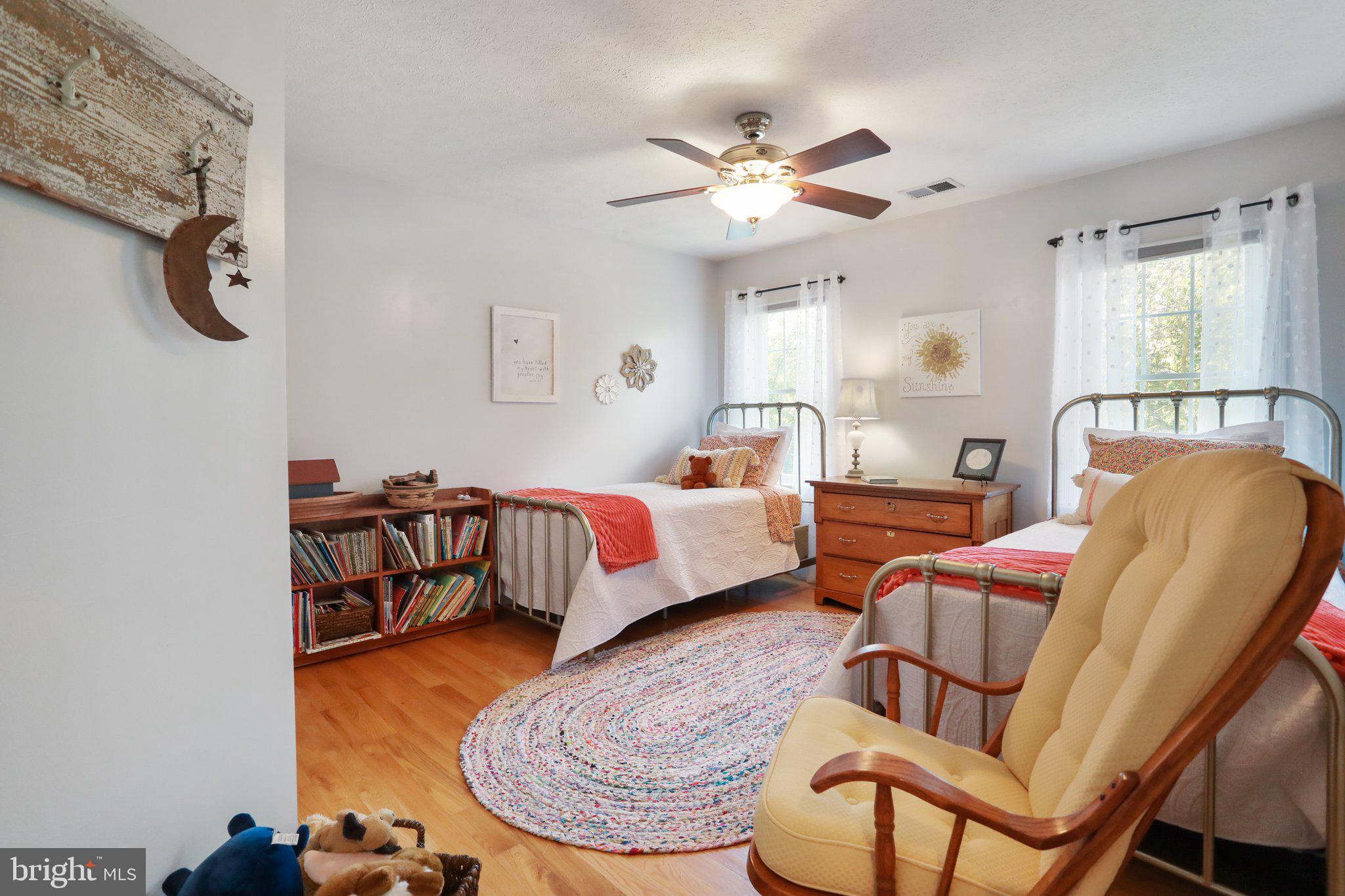 CORNERSTONE - Residential