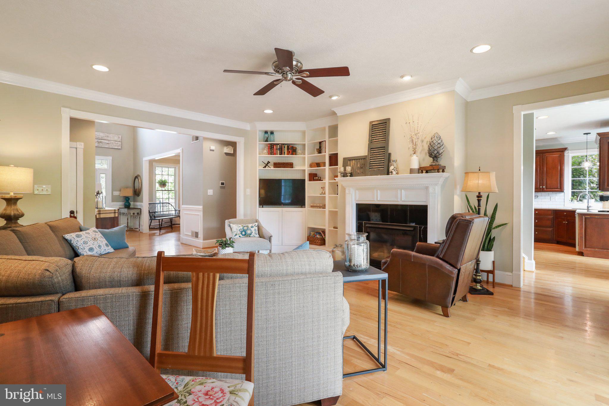 CORNERSTONE - Residential