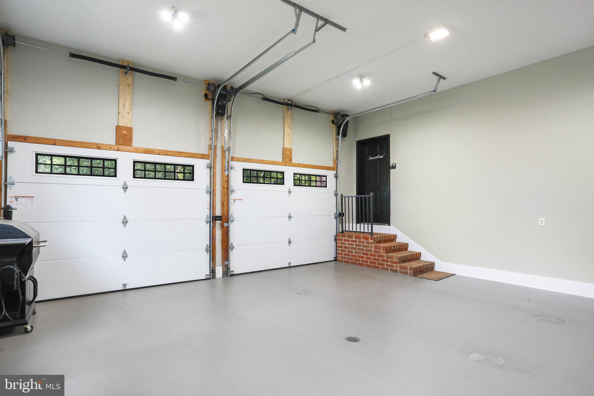 CORNERSTONE - Residential