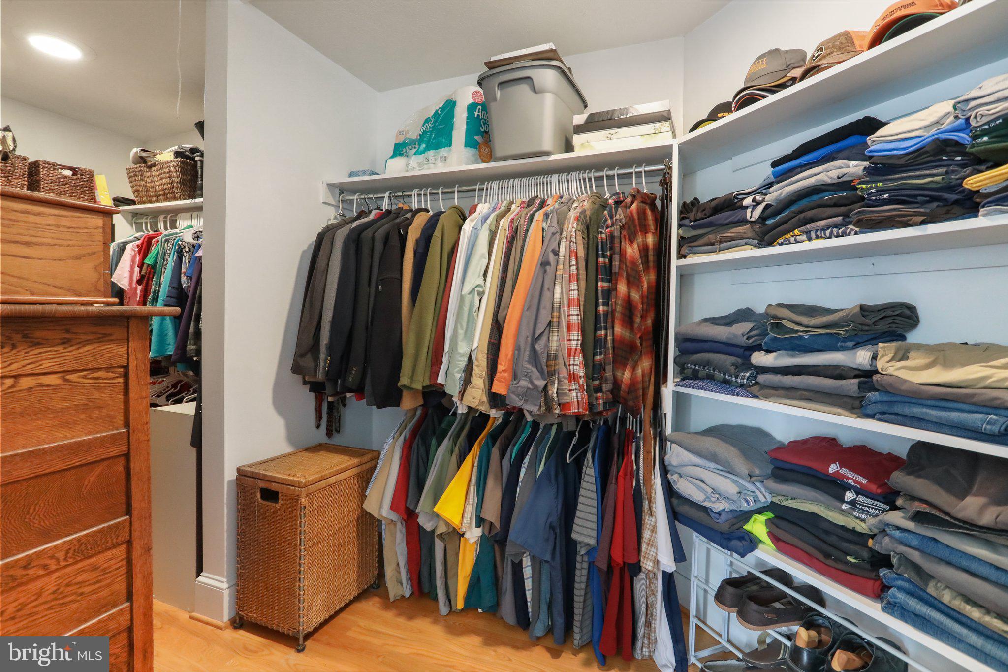 CORNERSTONE - Residential