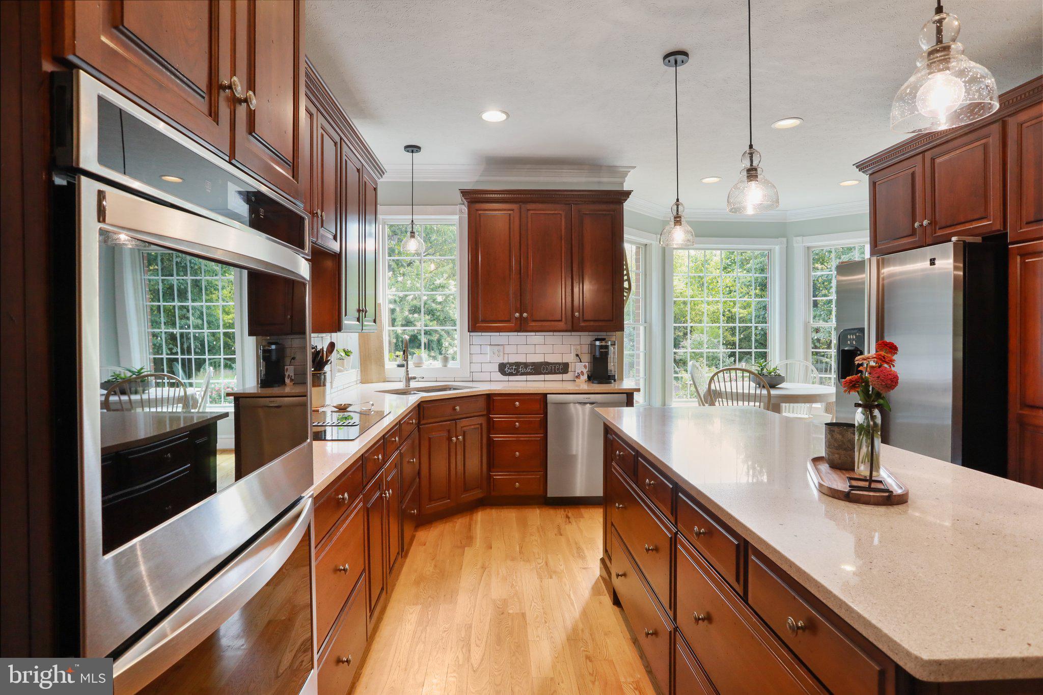 CORNERSTONE - Residential