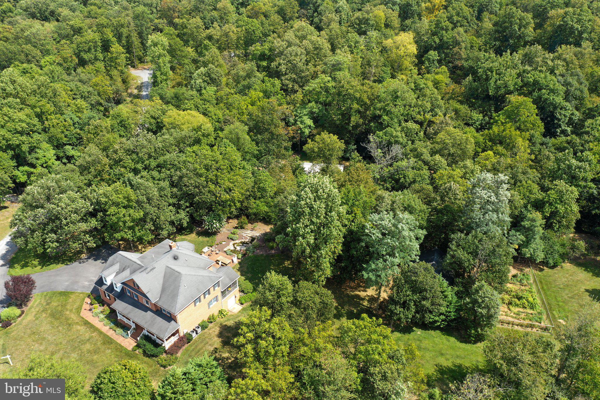 CORNERSTONE - Residential