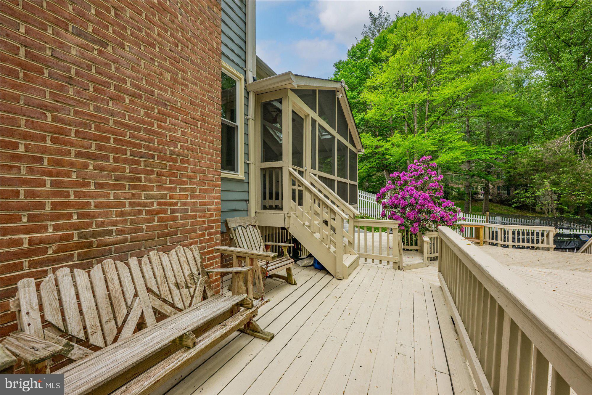 ABBEY GLEN - Residential