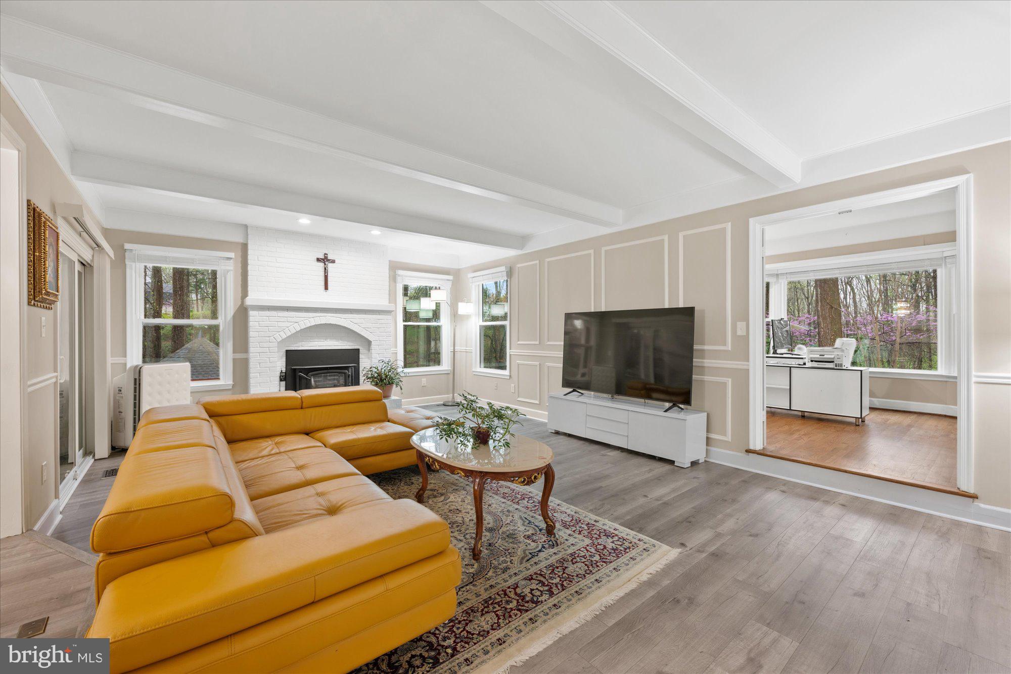 ABBEY GLEN - Residential