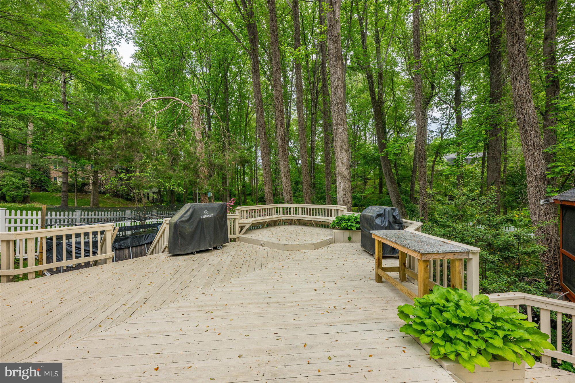 ABBEY GLEN - Residential