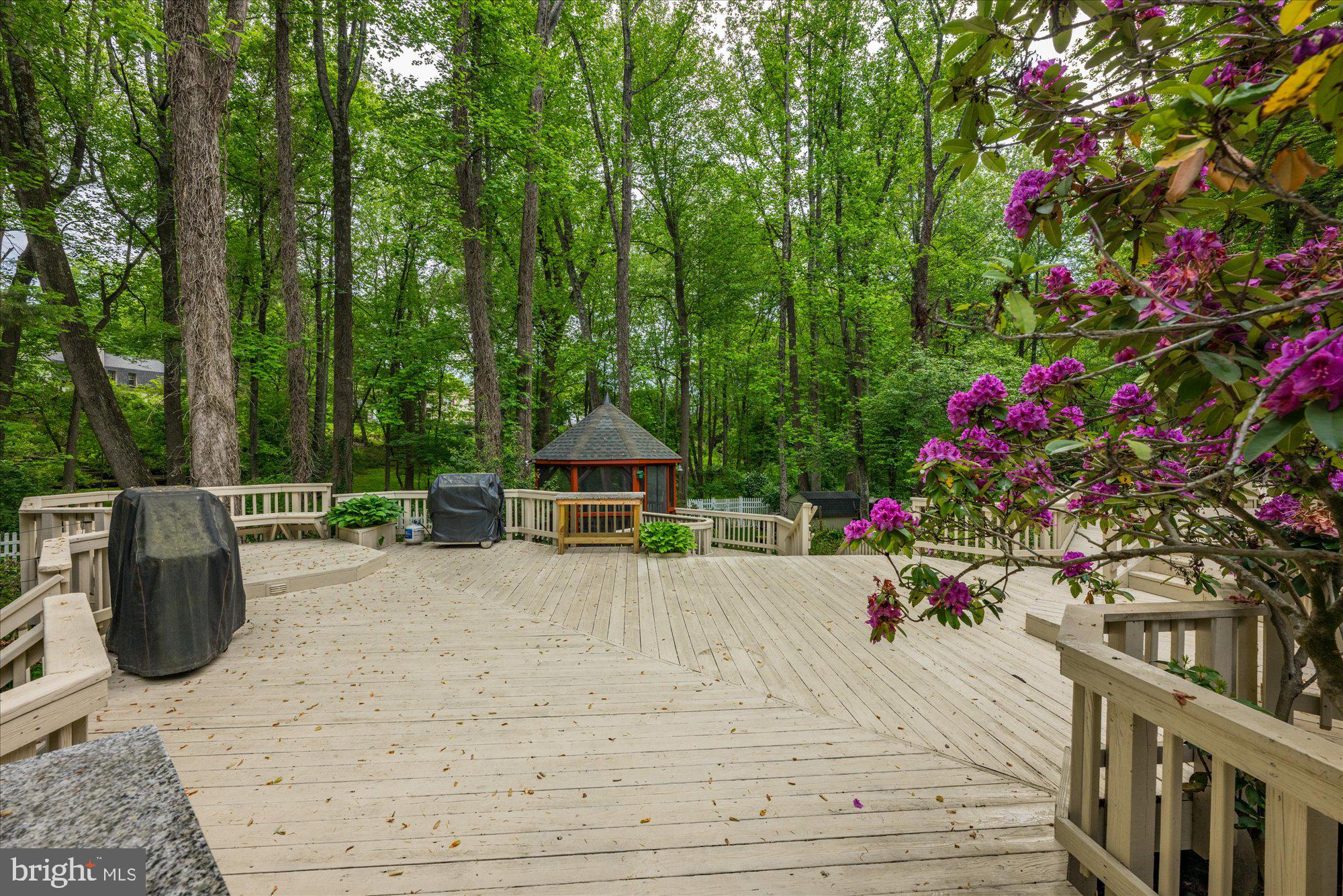 ABBEY GLEN - Residential