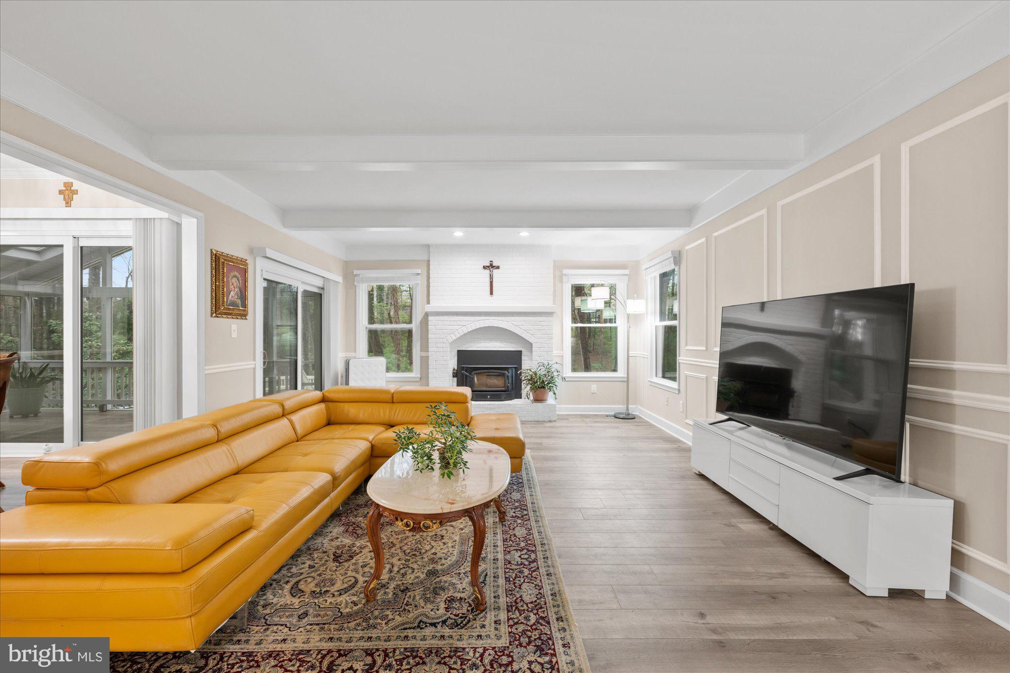 ABBEY GLEN - Residential