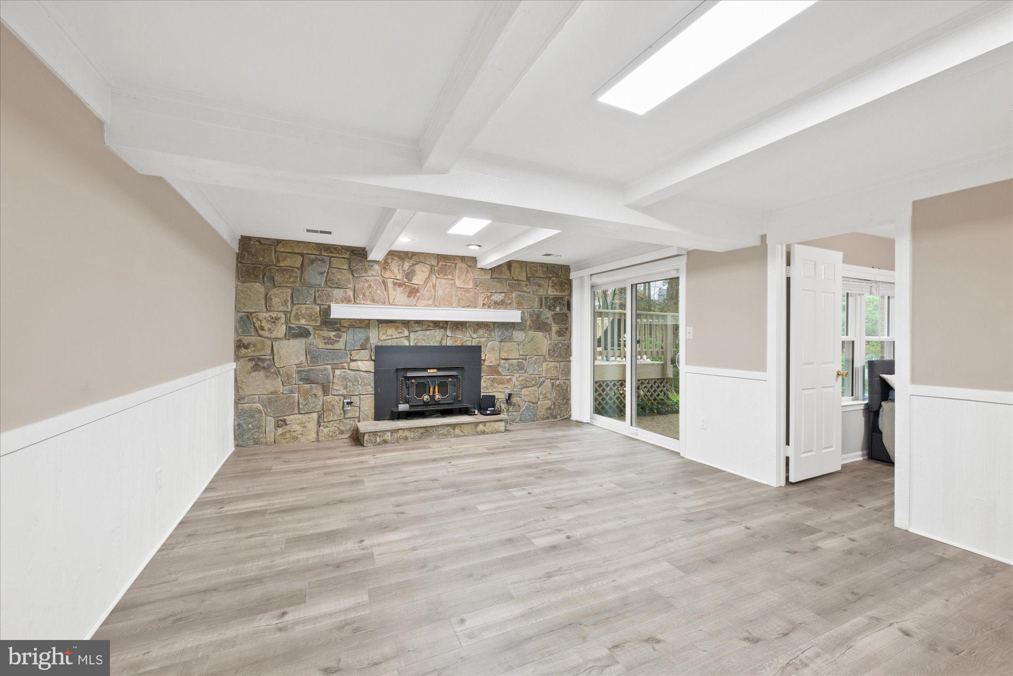 ABBEY GLEN - Residential