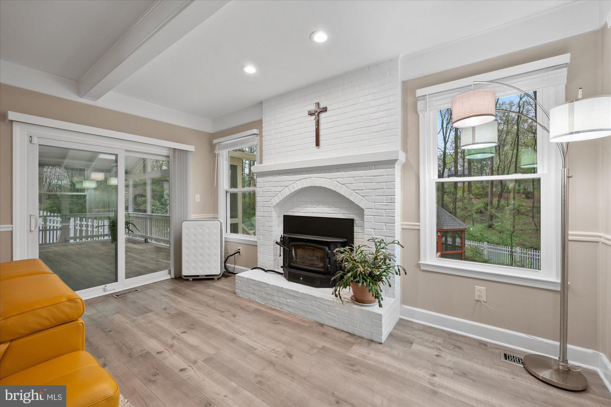 ABBEY GLEN - Residential