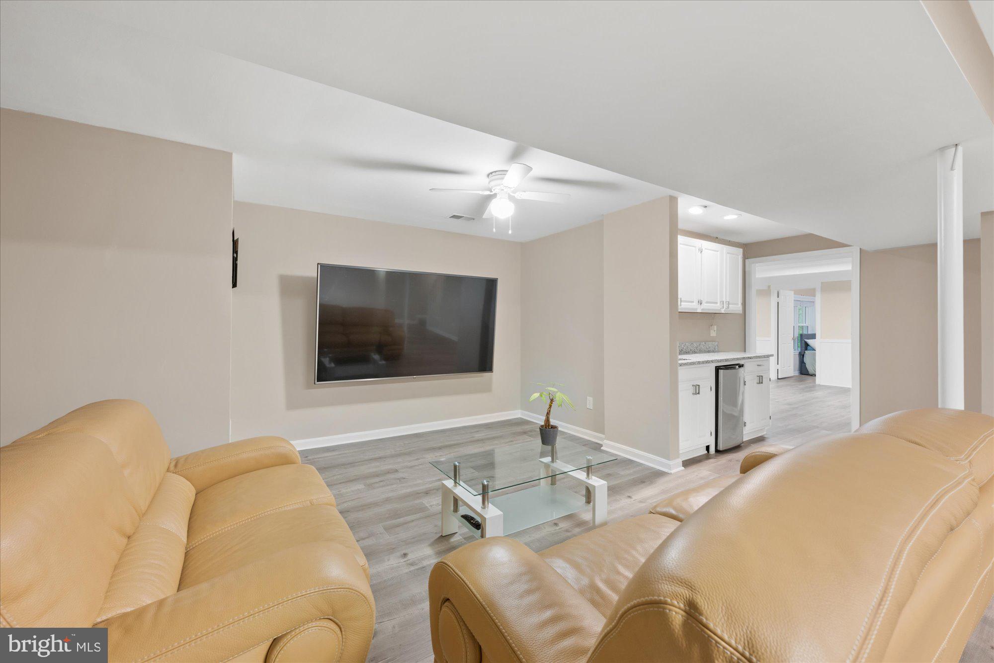 ABBEY GLEN - Residential