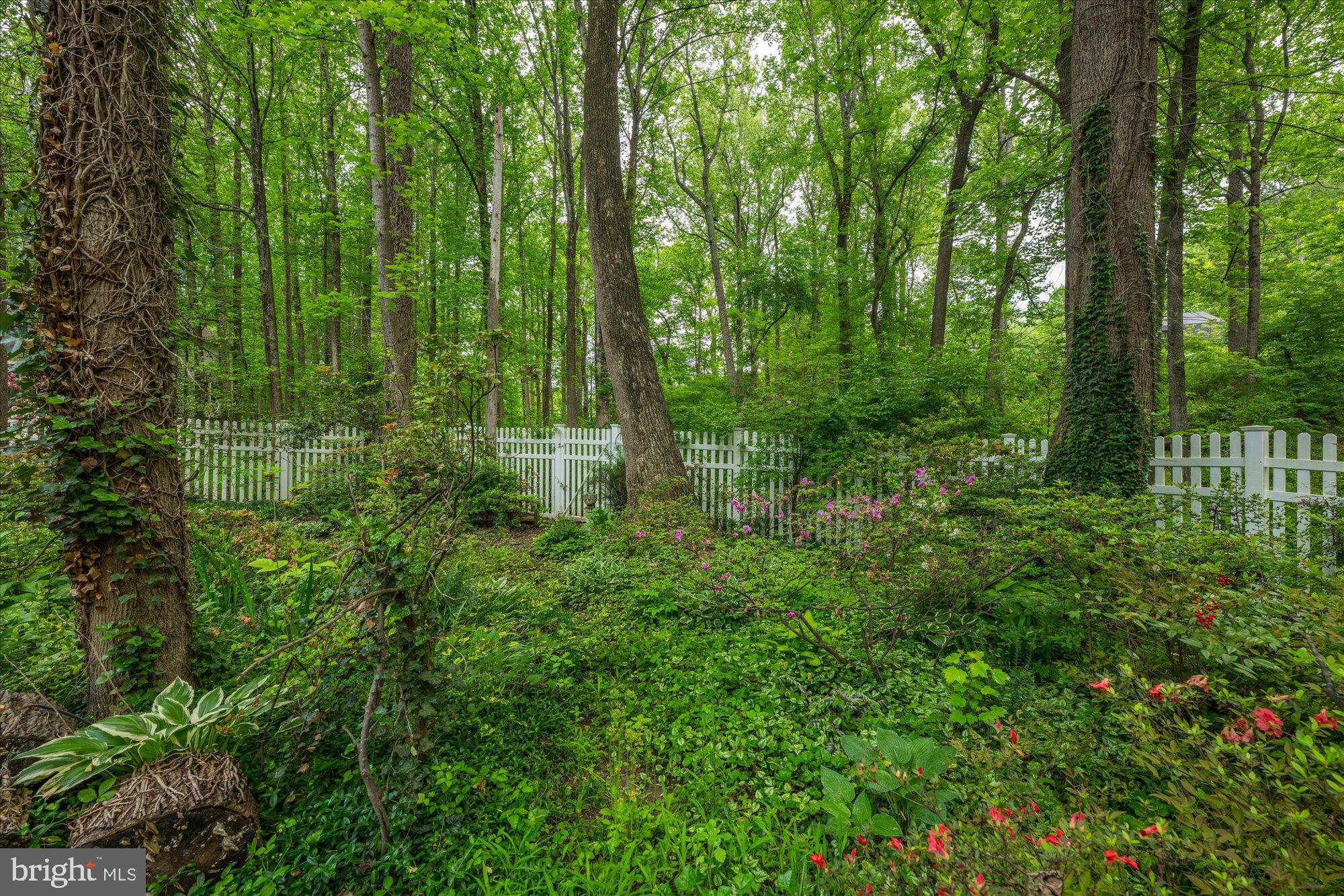 ABBEY GLEN - Residential