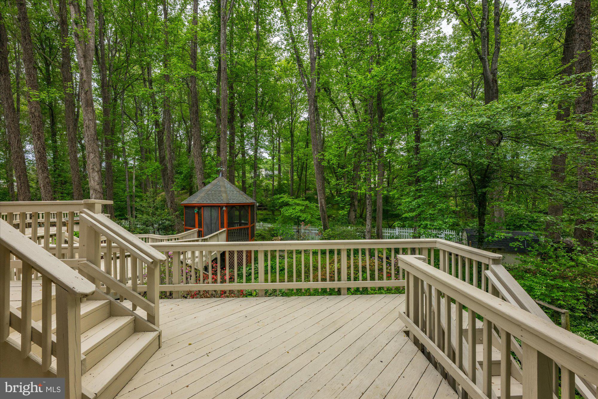 ABBEY GLEN - Residential