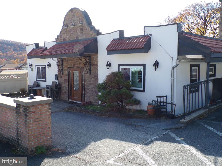 Affordable Restaurant/Bar at the corner of Carsonia and Columbia Aves in Lower Alsace Twp.  Ample parking for 16 vehicles plus additional on street parking.  Included in the sale price are all of the interior contents.  Weather permitting there is seating on the exterior patio.  No liquor license.  This is a must see for an entrepreneur looking to start their own business.