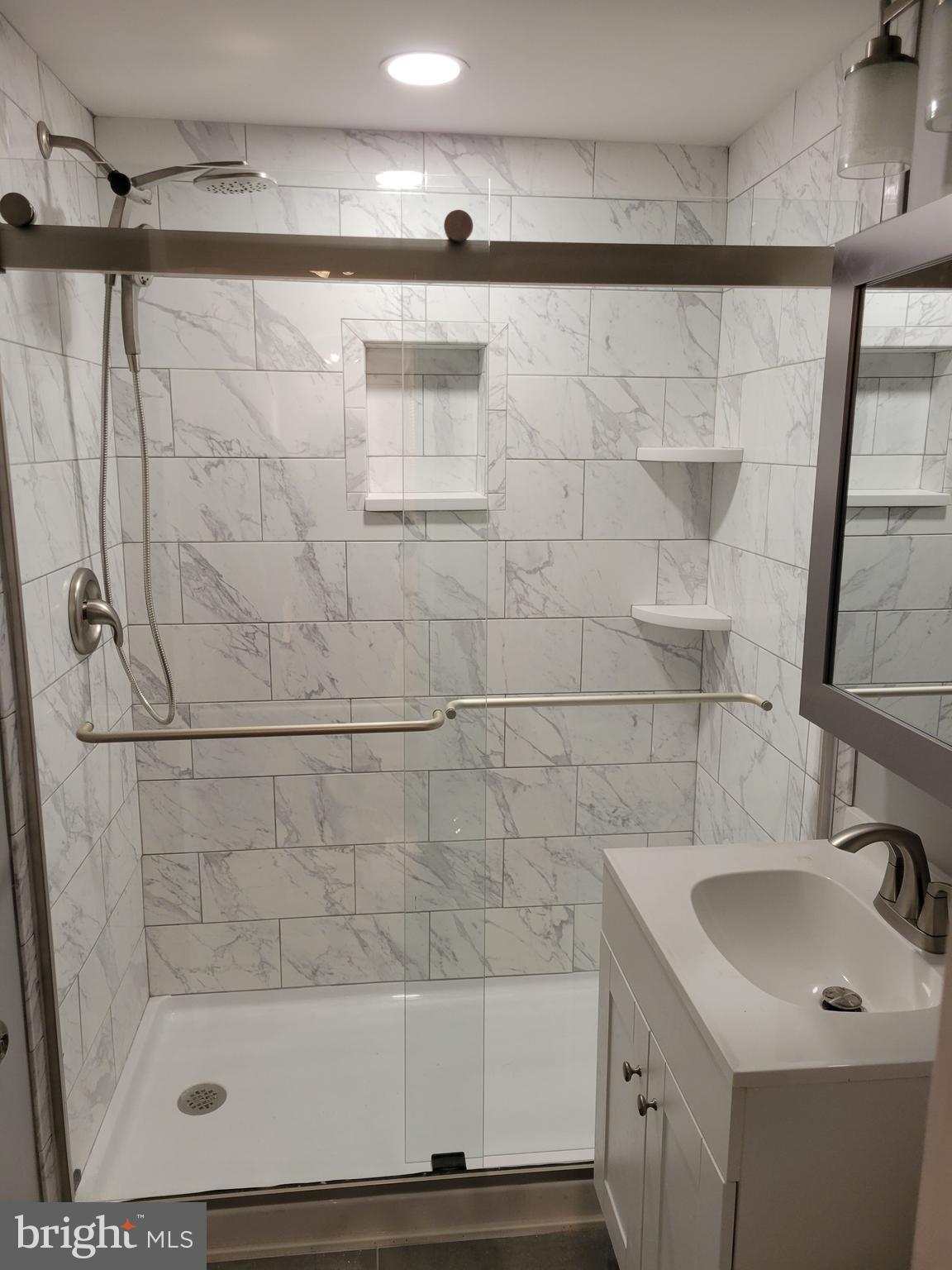 GROSVENOR PARK - Residential Lease