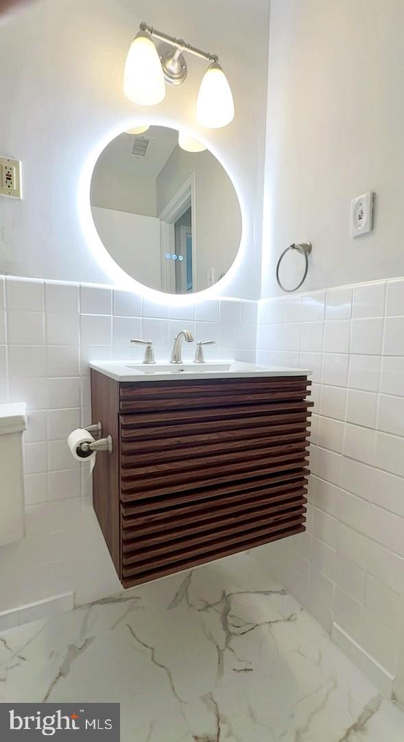 WHITEHALL - Residential Lease