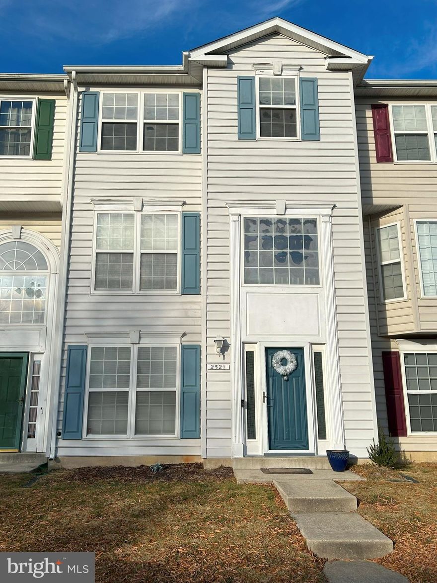 Housing Choice Vouchers are gladly welcomed. Ready for immediate move in.  Professional images are coming soon.

Come and see this 4 bed/3.5 spacious town home with entry level bed and full bathroom, along with a bonus room that has access to the backyard patio. The second level has the eat in kitchen, formal dining room, living room and 1/2 bath. The top level has 3 bedrooms, and 2 full bathrooms. 

Online application only $39 PER Adult, please list anyone under 18 as an occupant on your application but all persons over 18 must apply. Pets 20 lbs or less are okay, but on a case-by-case basis, the non -refundable pet fee is $500, no pet rent. NO SMOKING. Tenants must provide renters insurance and provide proof of such insurance before moving in. Gross Income needs to be 3 times the rent. The fire place is to not be utilized. 6 month unfurnished lease available @ $3400.