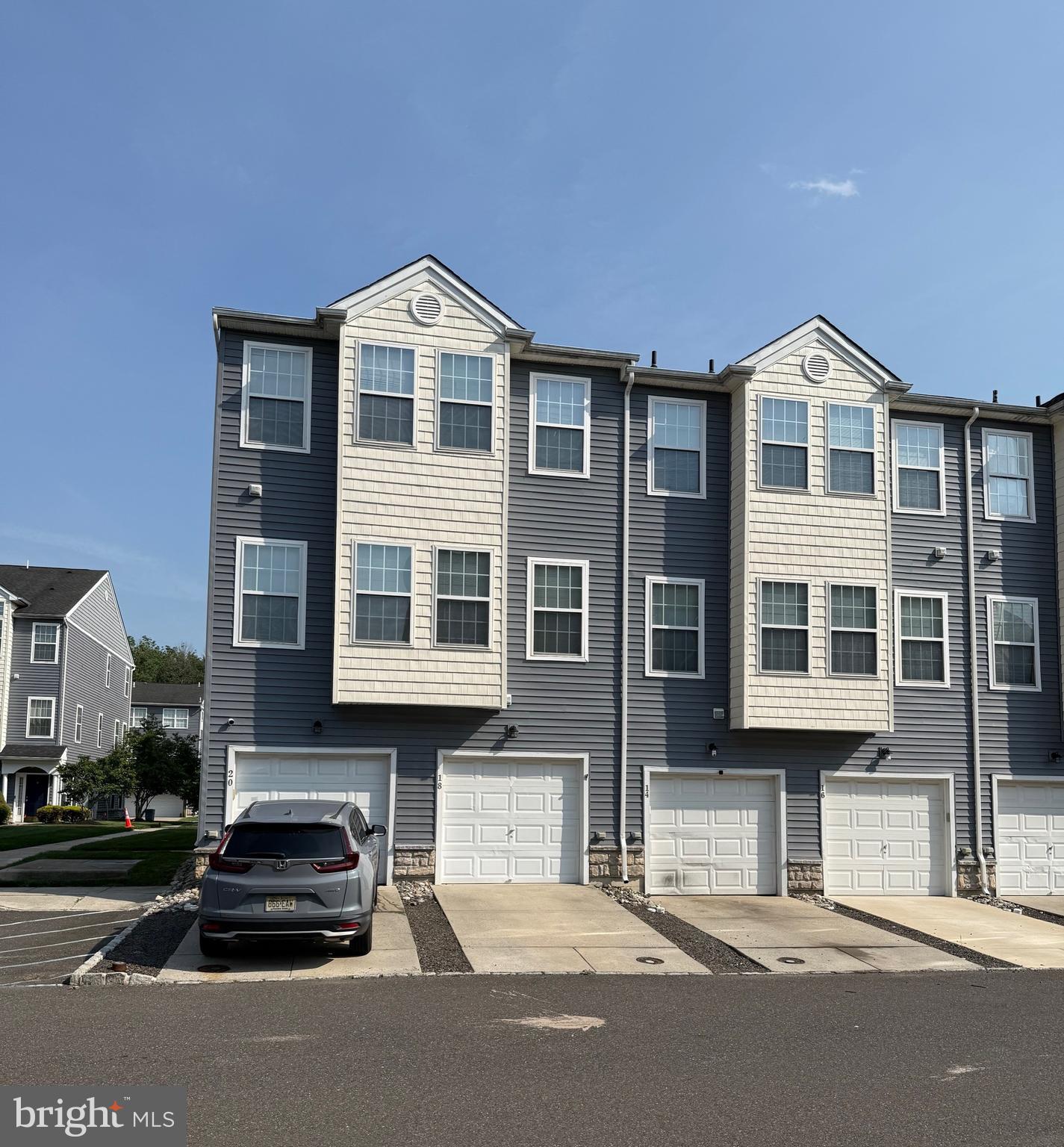 18 SWAN COURT