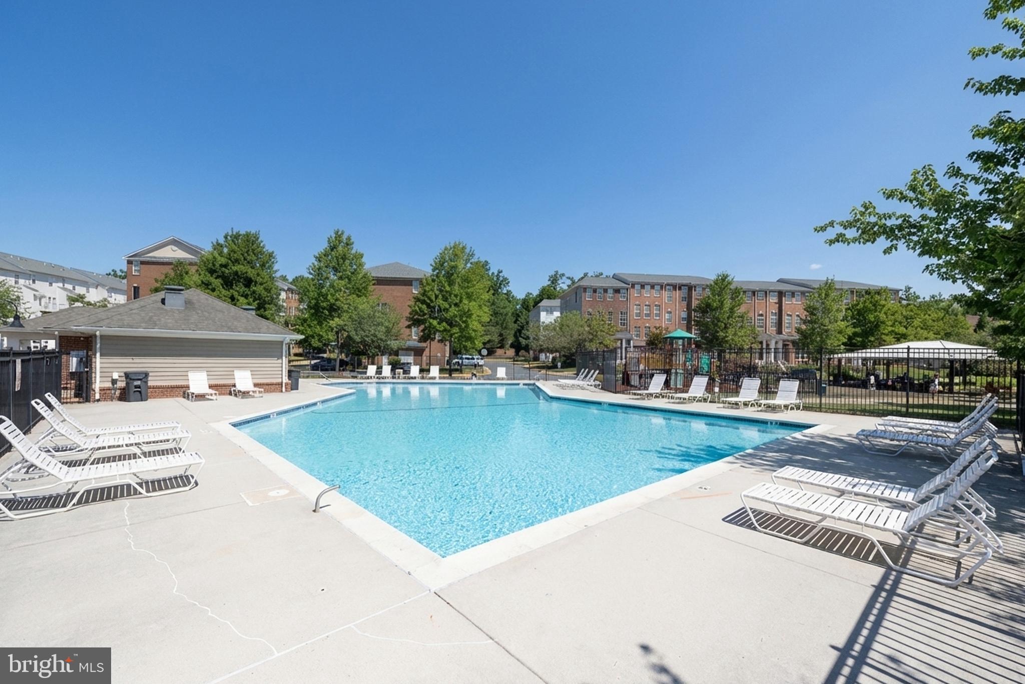 PARKSIDE AT MARKET CENTER - Residential