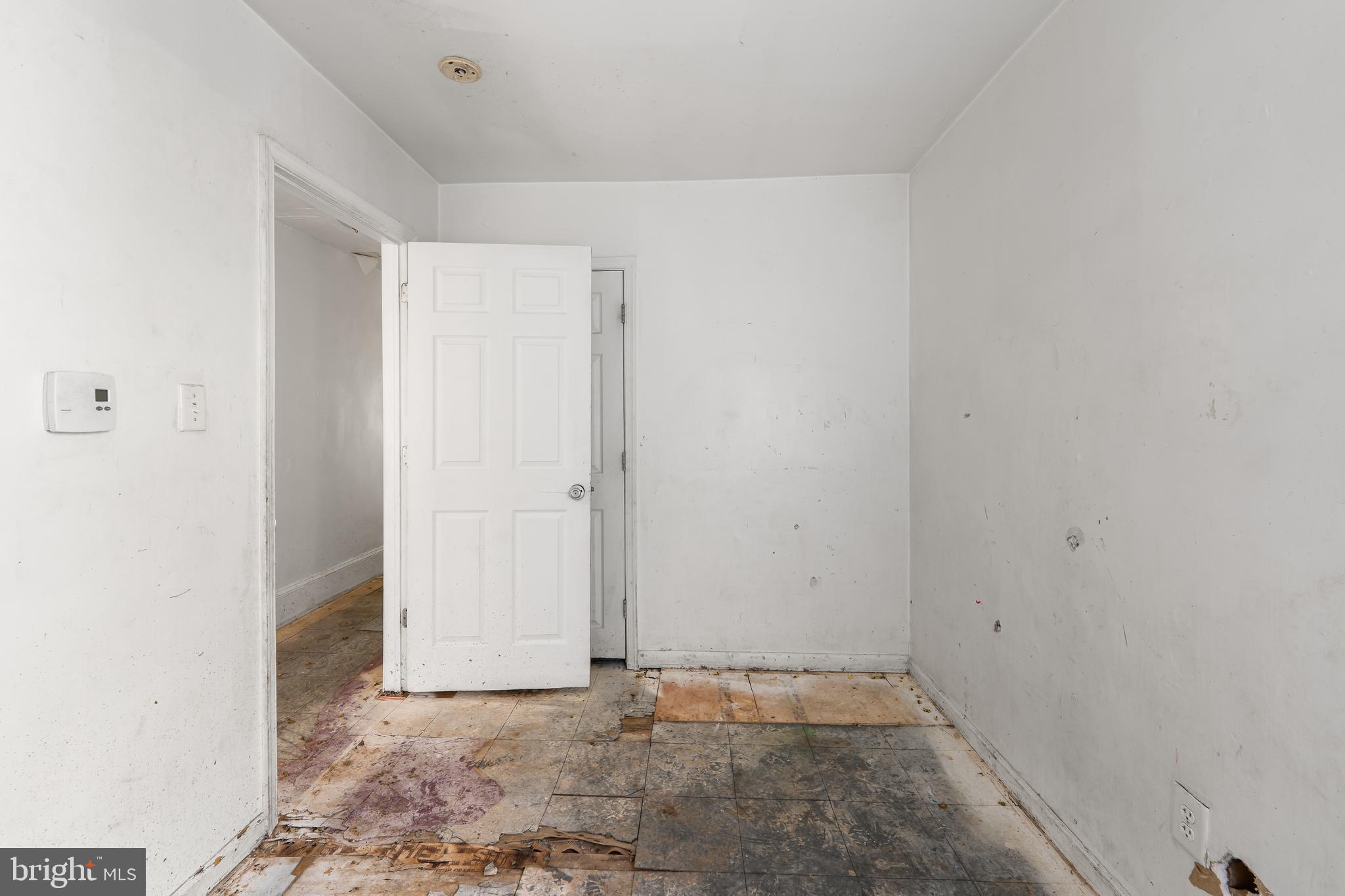 PHILADELPHIA (WEST) - Residential