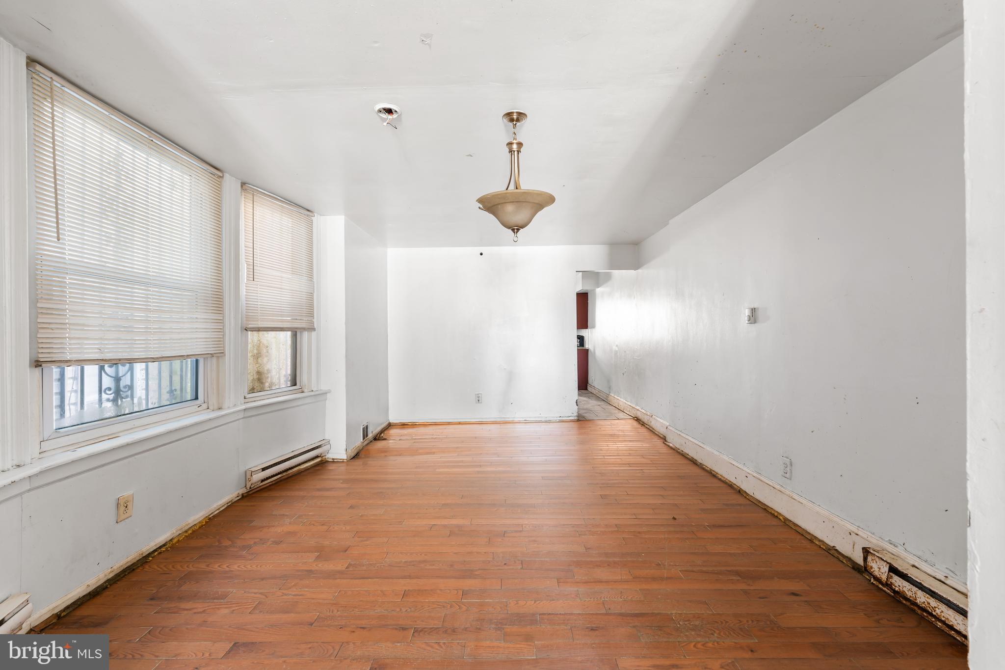 PHILADELPHIA (WEST) - Residential