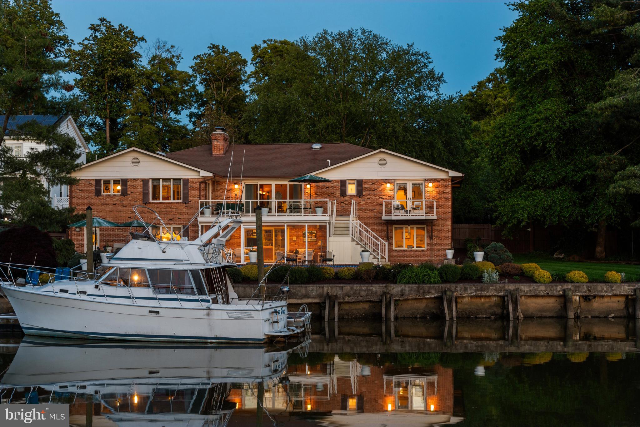 TANTALLON ON THE POTOMAC - Residential
