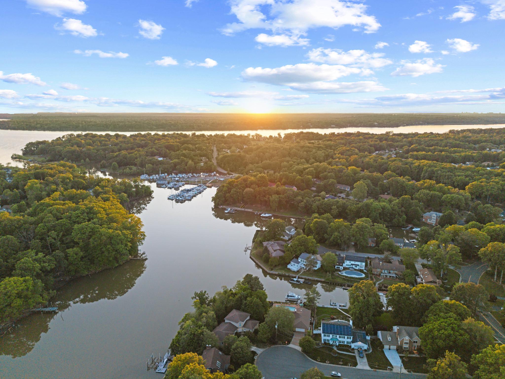 TANTALLON ON THE POTOMAC - Residential