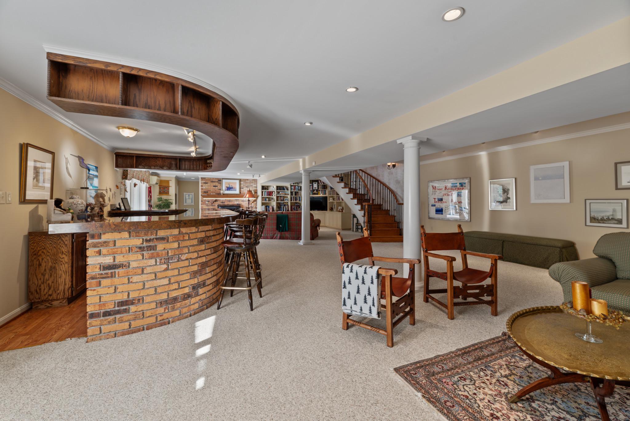TANTALLON ON THE POTOMAC - Residential