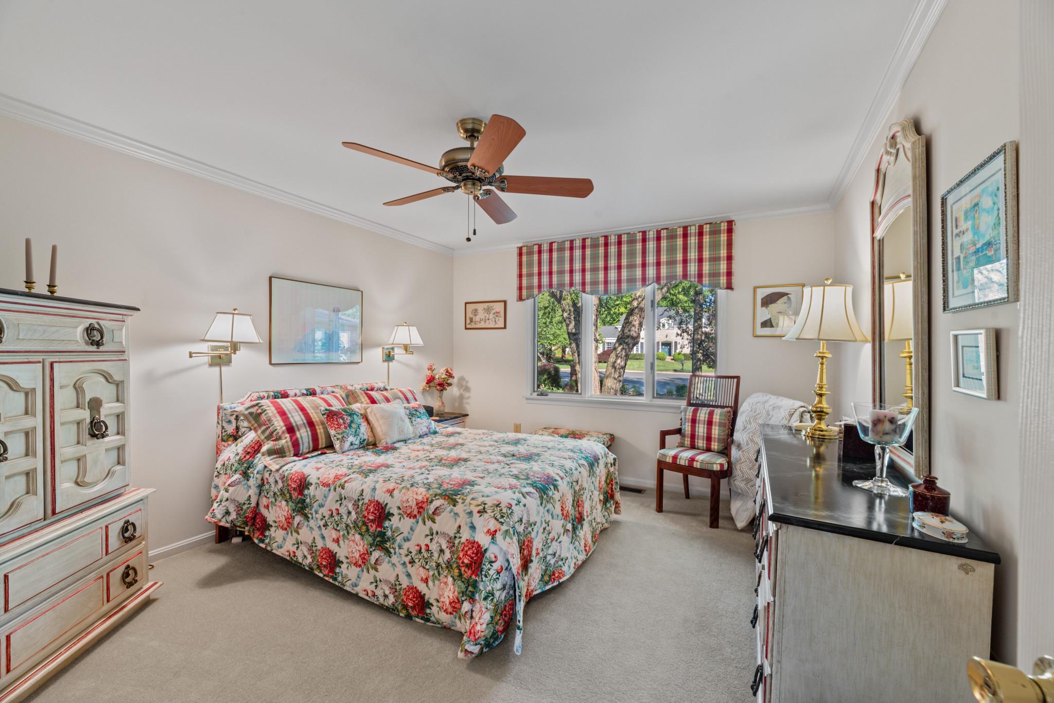 TANTALLON ON THE POTOMAC - Residential