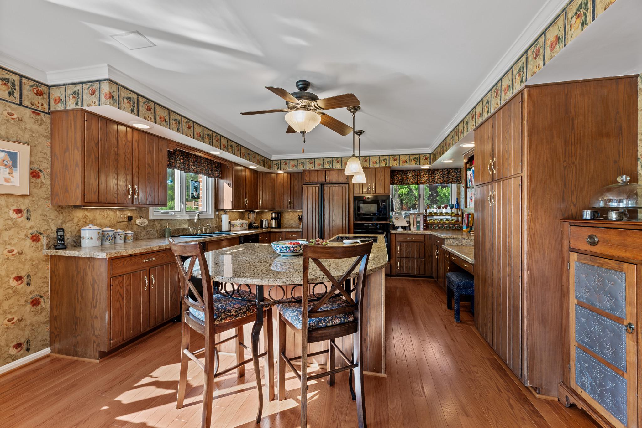 TANTALLON ON THE POTOMAC - Residential