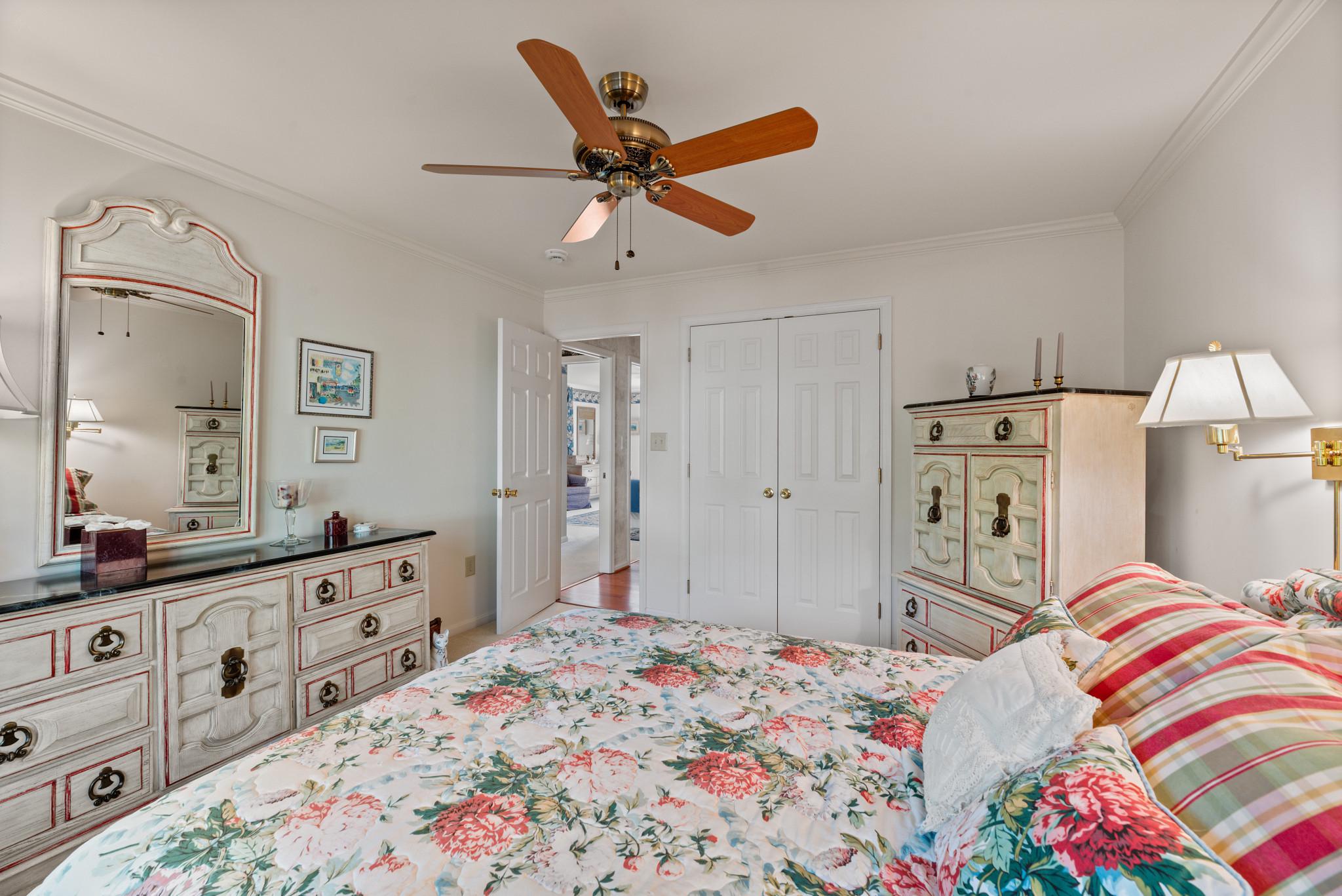 TANTALLON ON THE POTOMAC - Residential