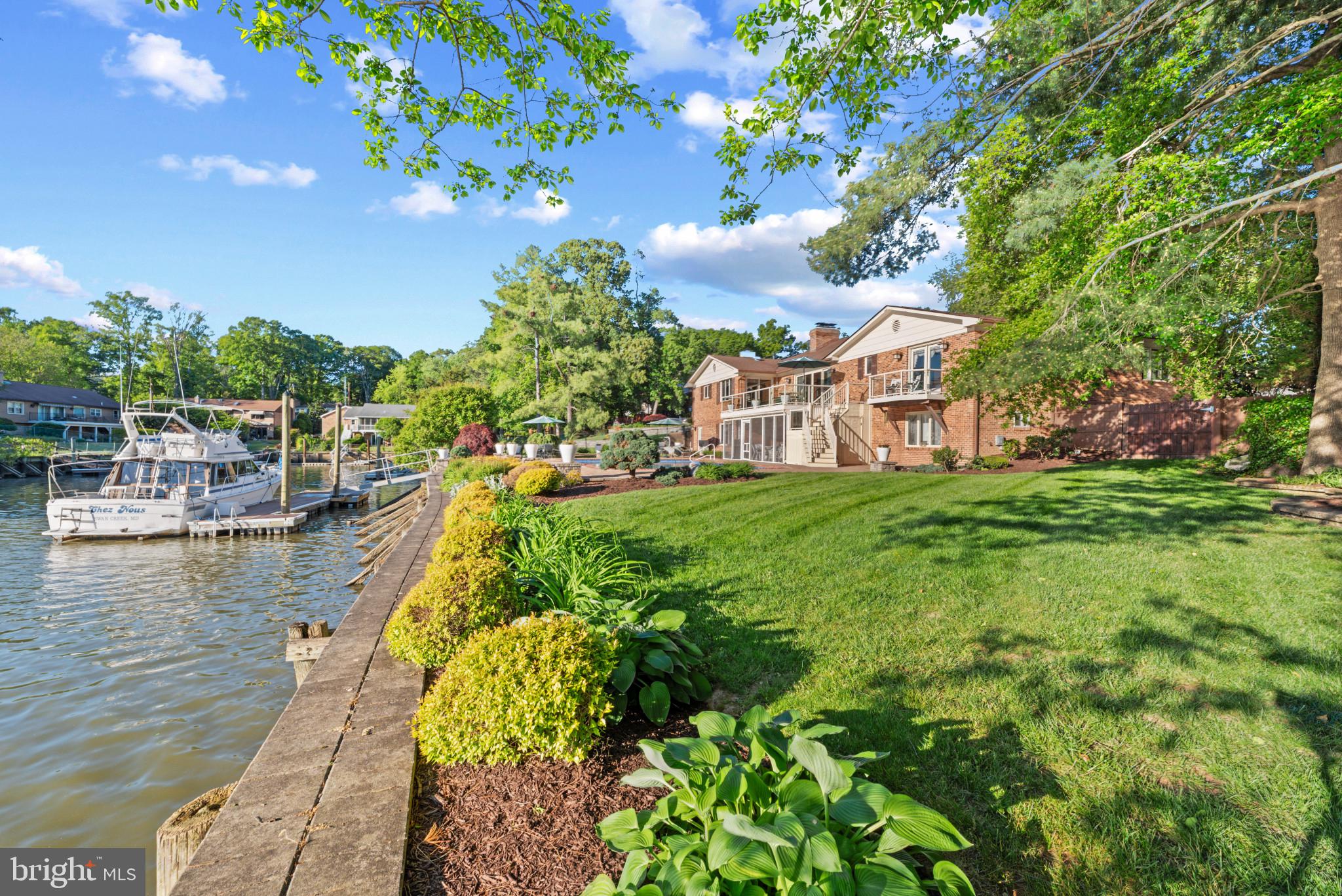 TANTALLON ON THE POTOMAC - Residential
