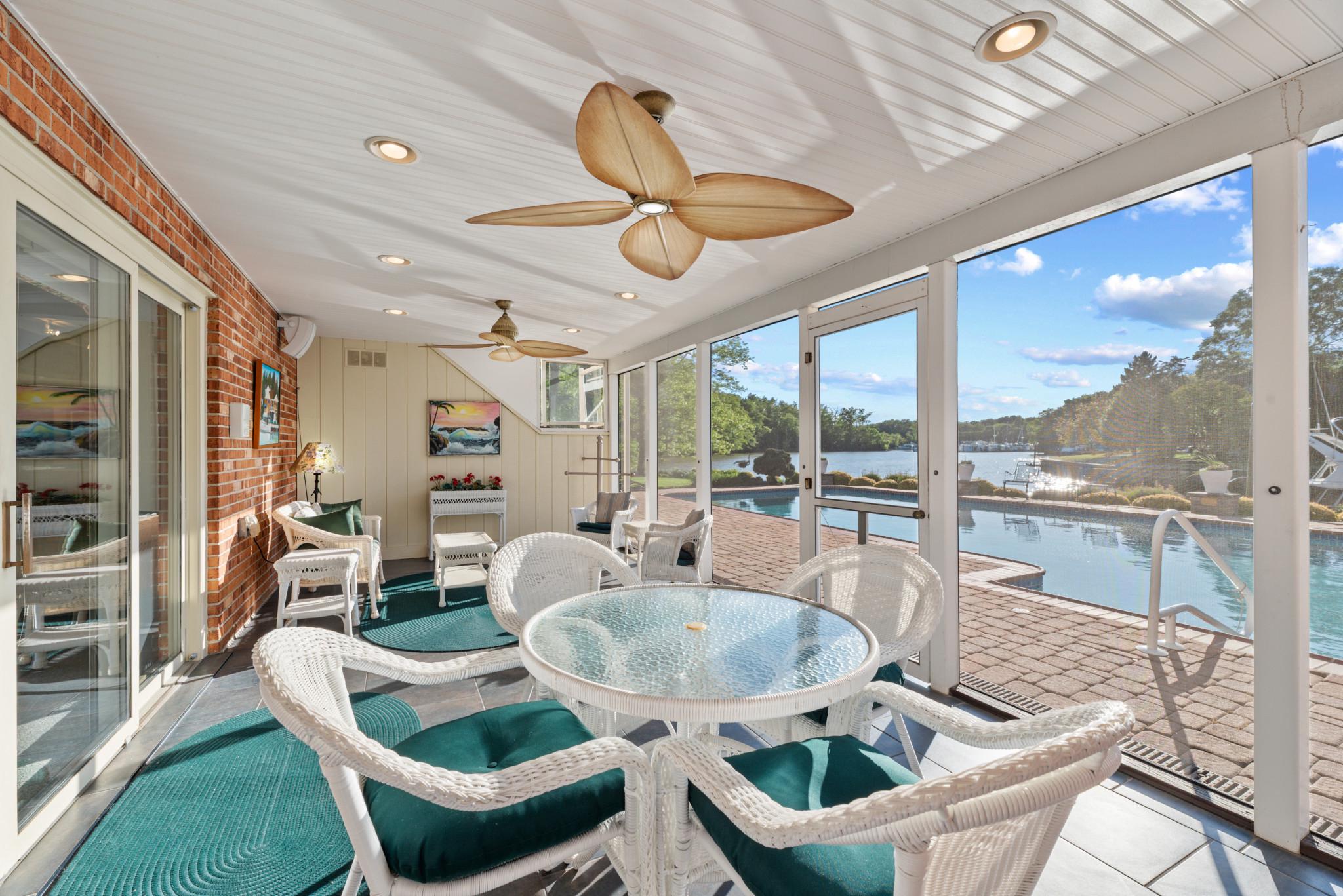 TANTALLON ON THE POTOMAC - Residential