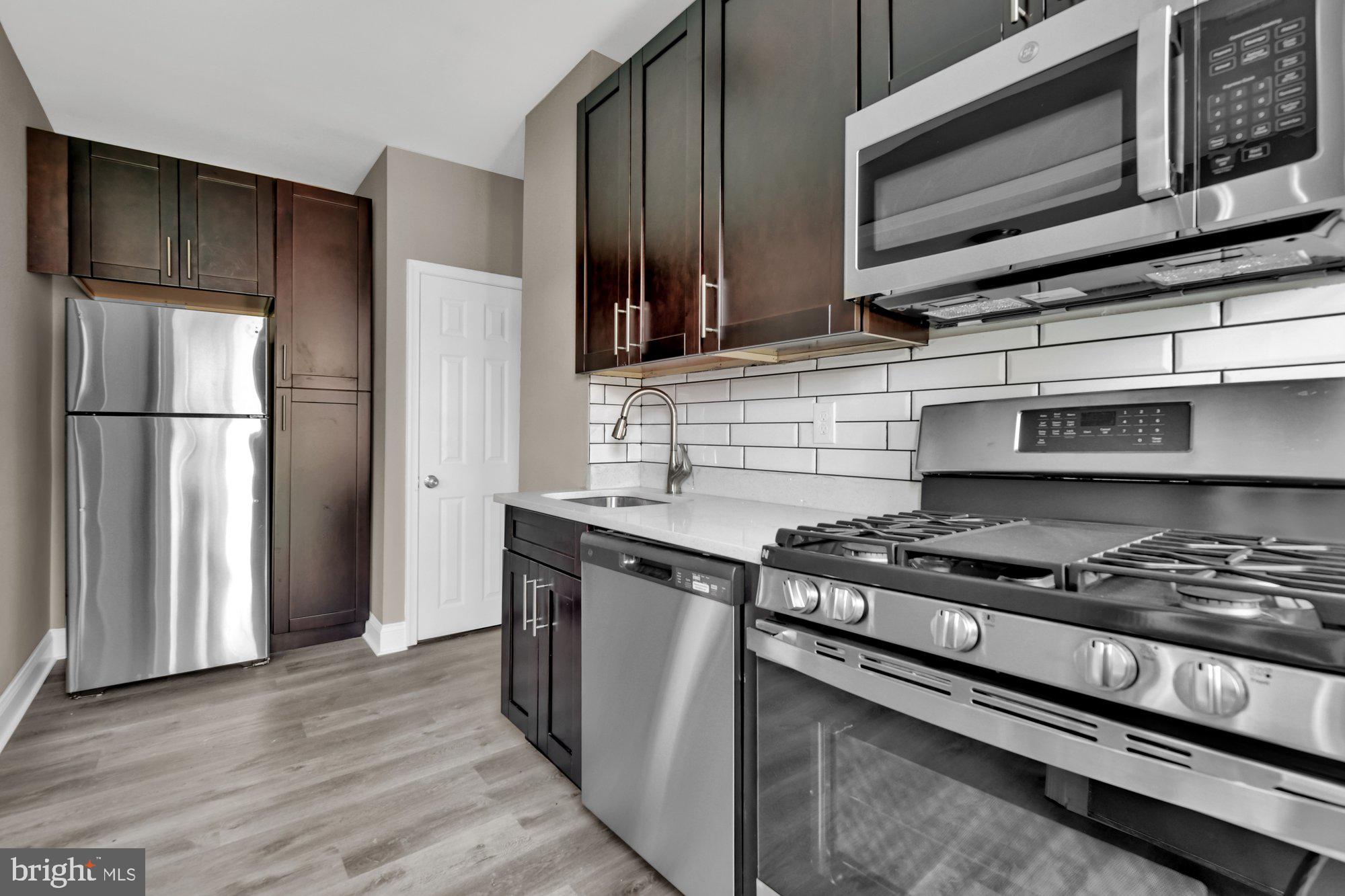 WAVERLY - Residential Lease