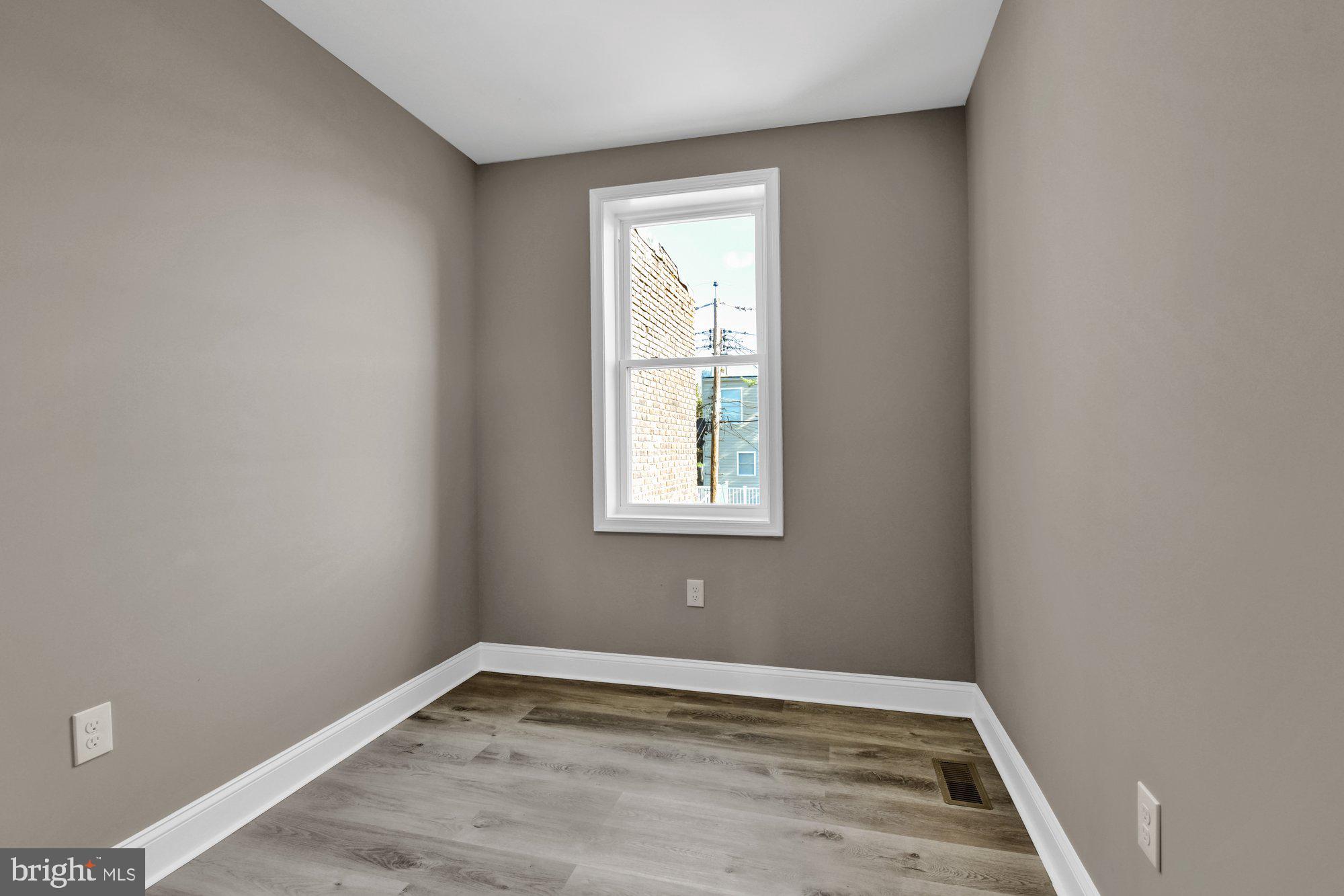 WAVERLY - Residential Lease