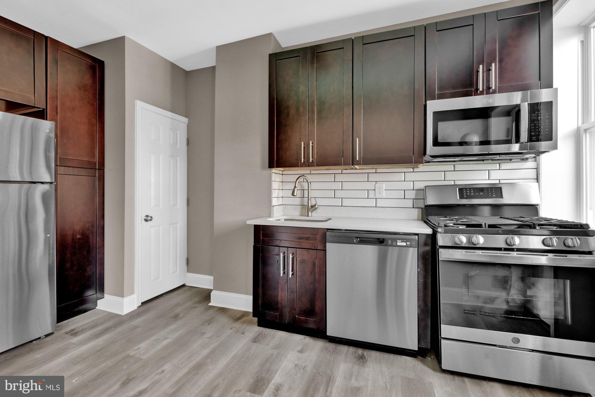 WAVERLY - Residential Lease