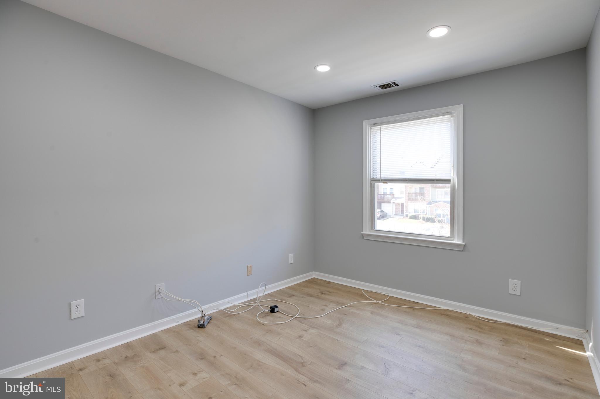 SOMERSET AT WESTRIDGE - Residential