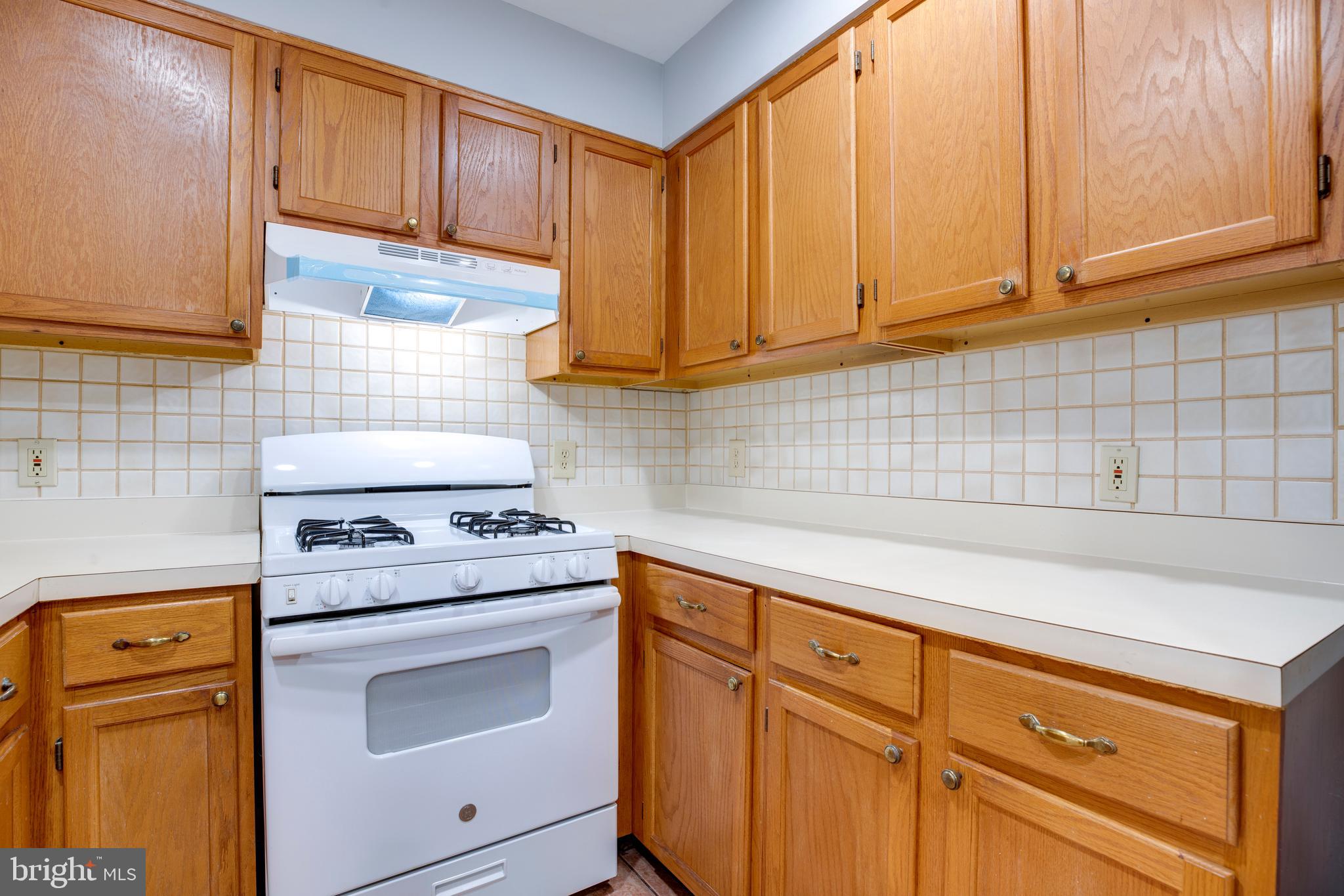 SOMERSET AT WESTRIDGE - Residential