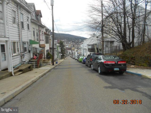 EAST SIDE - Residential