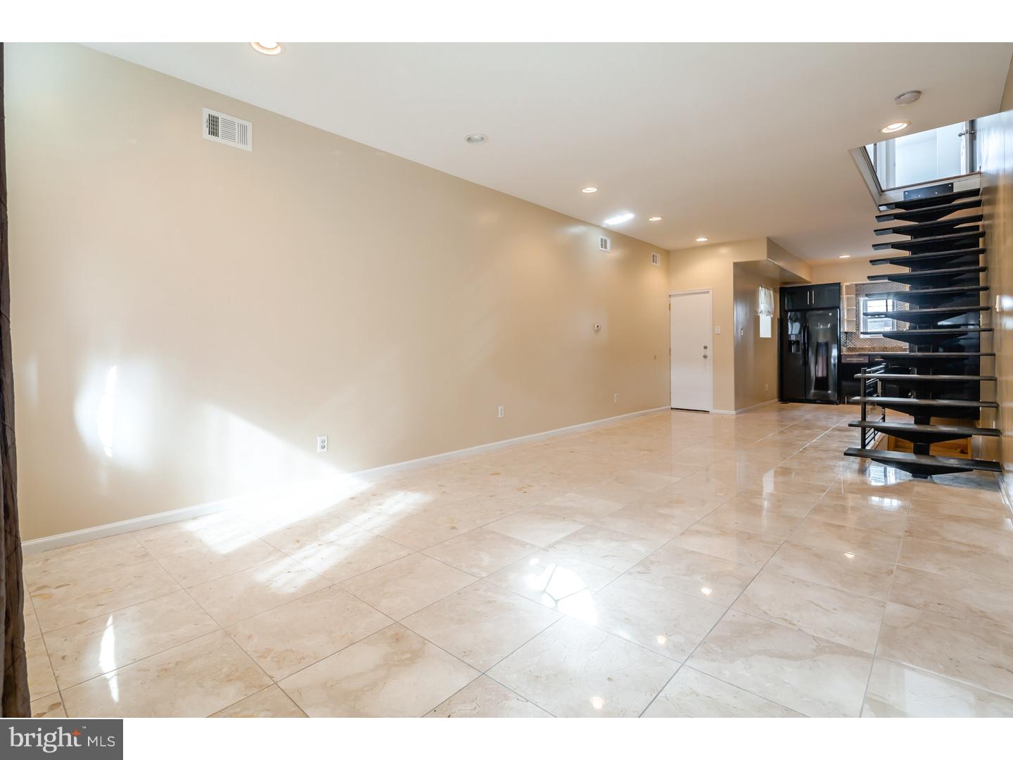 WHITMAN - Residential