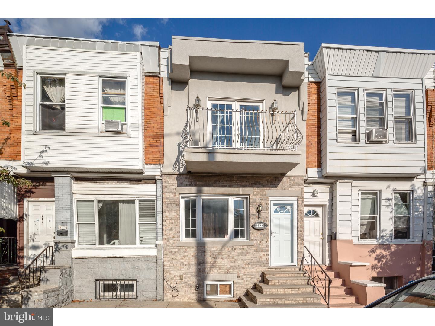 WHITMAN - Residential