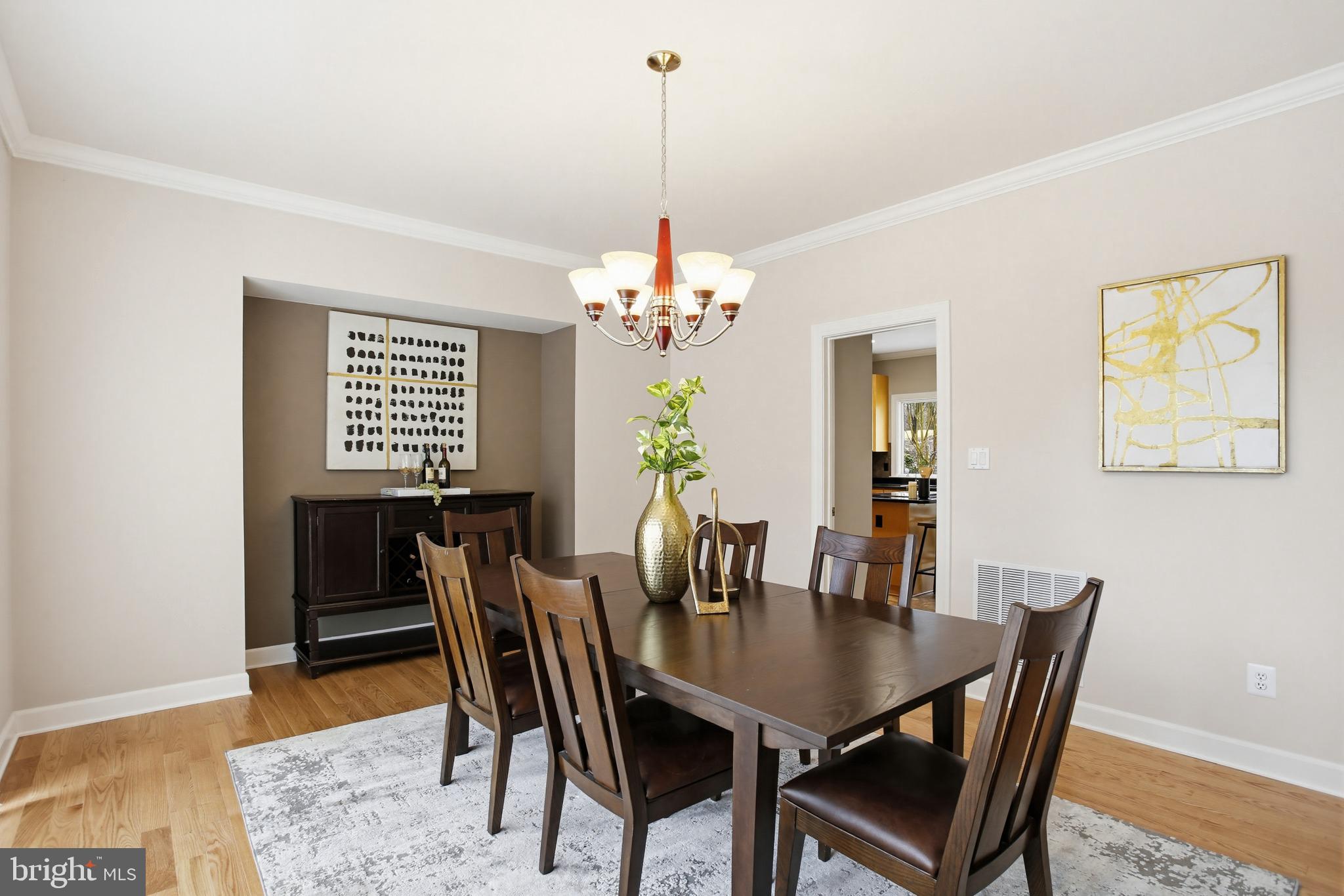 RESTON - Residential