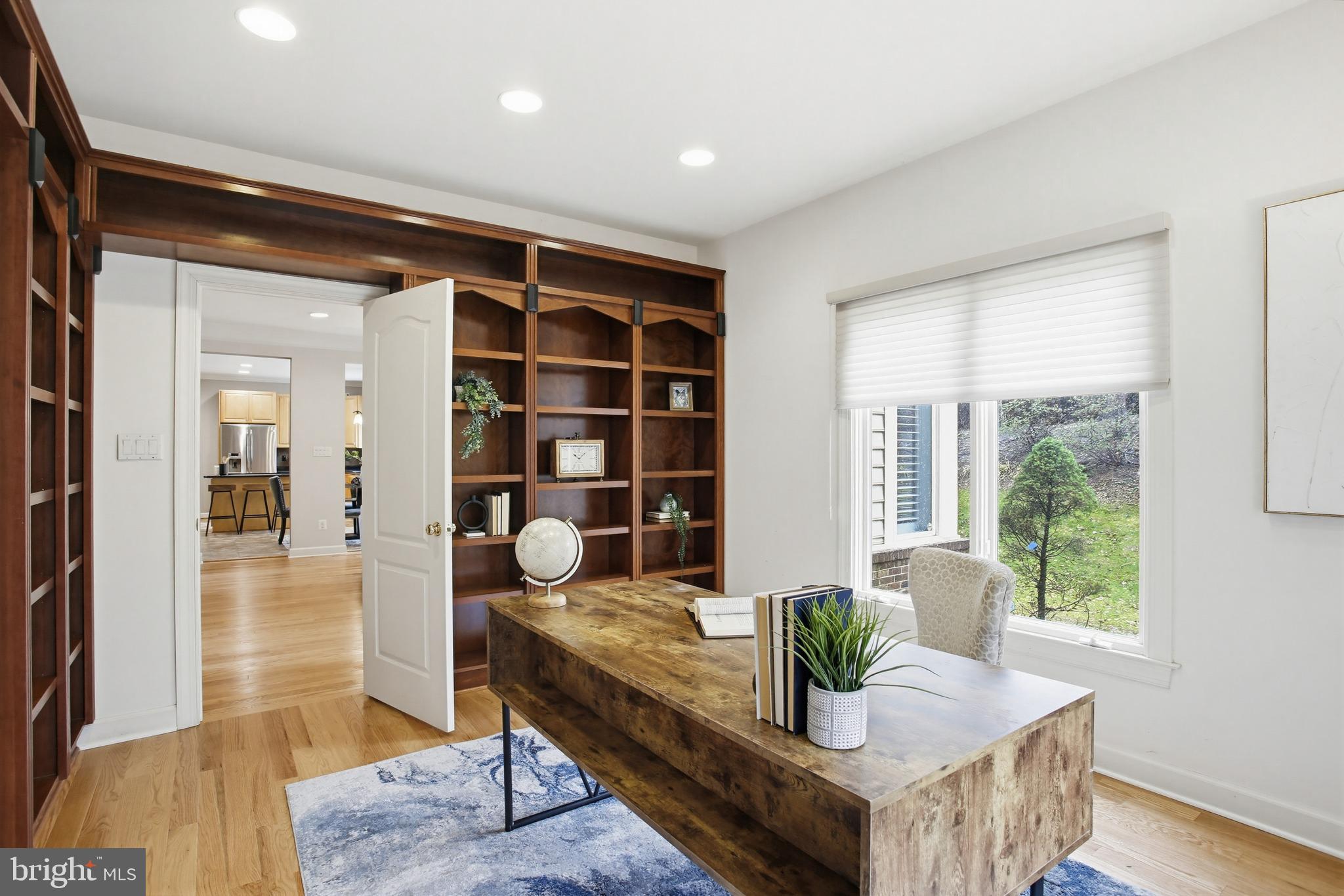 RESTON - Residential