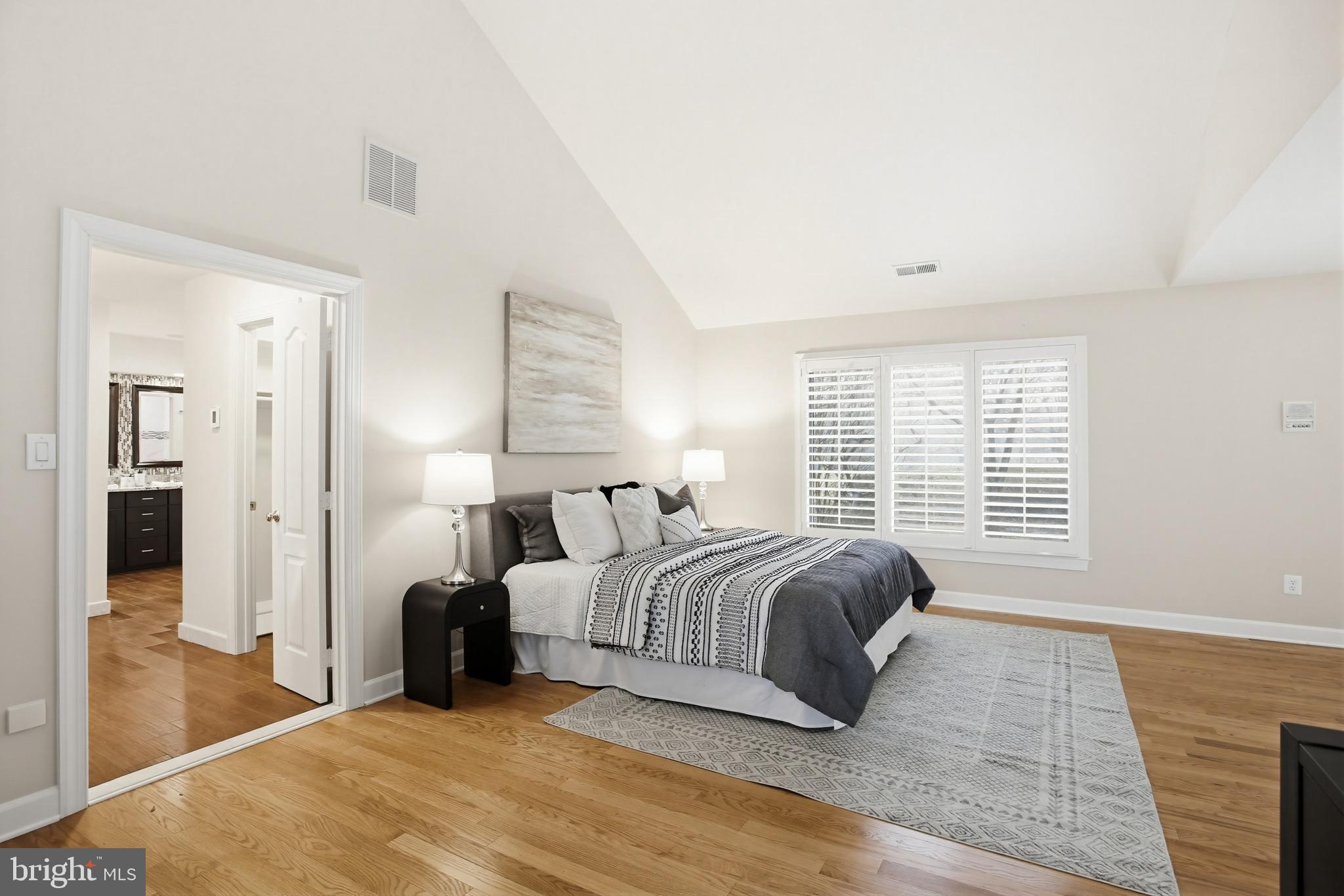 RESTON - Residential