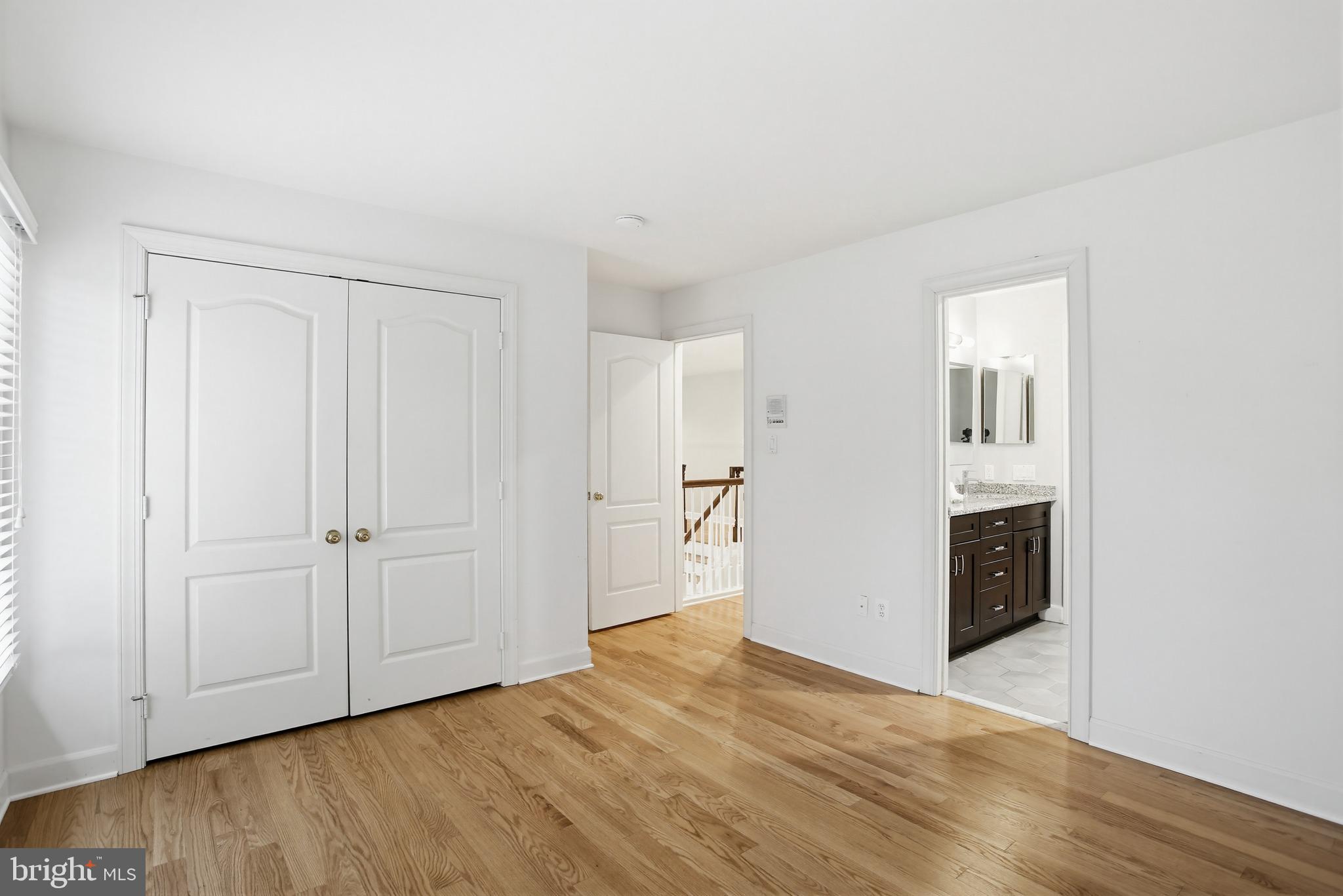 RESTON - Residential